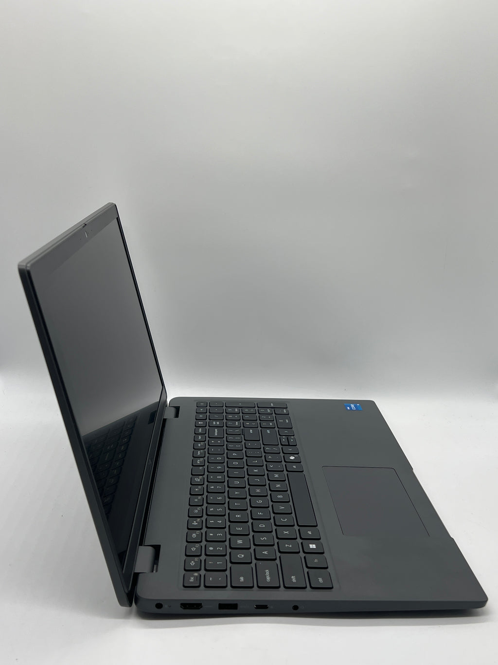 Dell Latitude 3550 15.6-inch Intel Core i5 13th 16GB RAM 256GB SSD Black Used