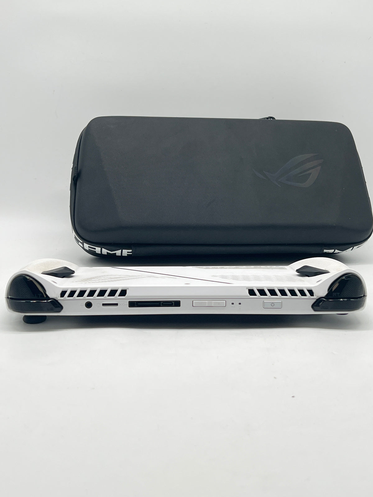 ASUS ROG Ally X 7" AMD Ryzen Z1 Extreme 16GB RAM 512GB White Handheld Console Used