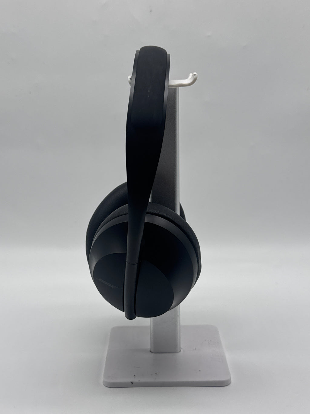 Bose Noise Cancelling Headphones 700 Triple Black Bluetooth - Used