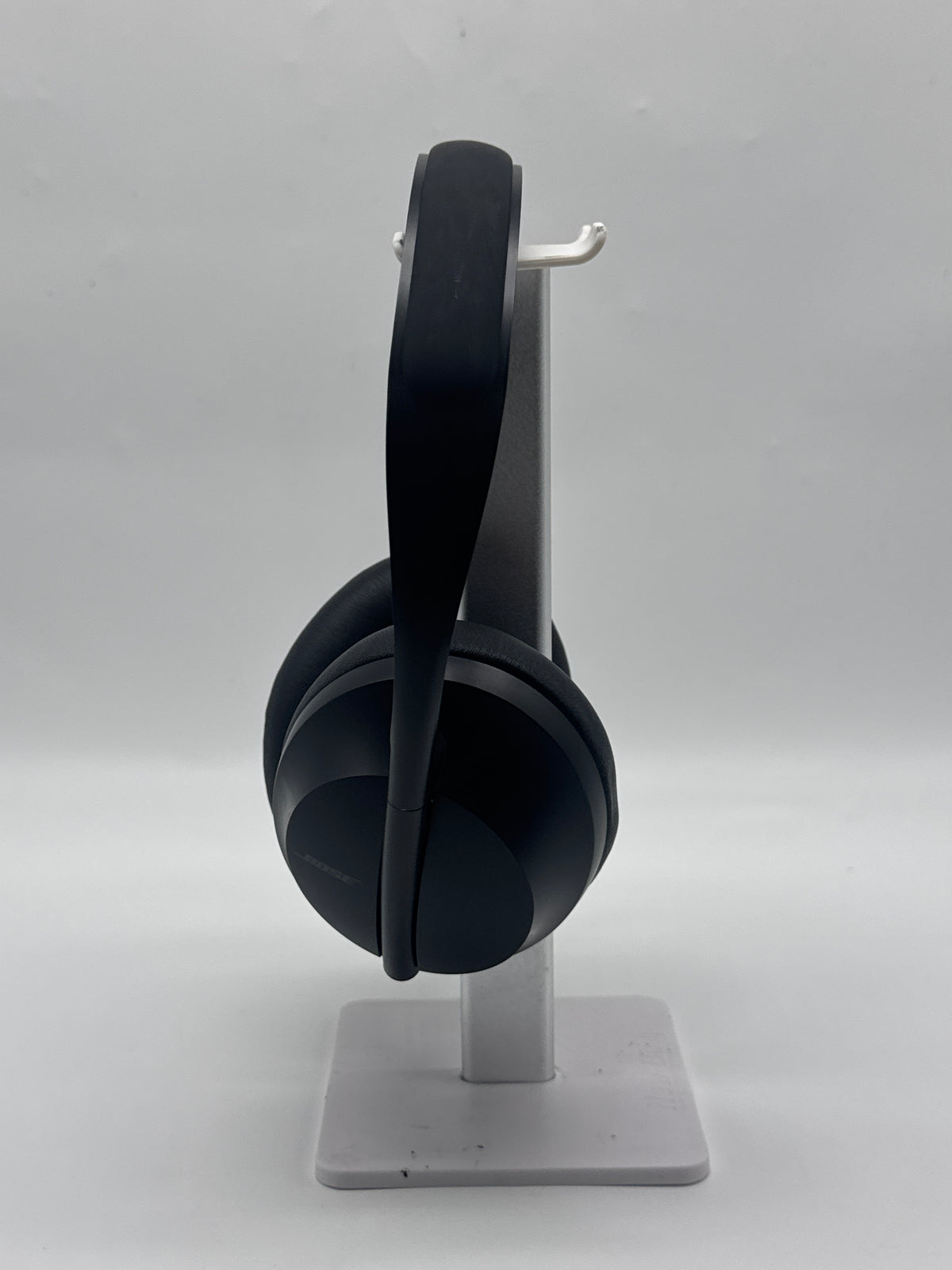 Bose Noise Cancelling Headphones 700 Triple Black Bluetooth - Used