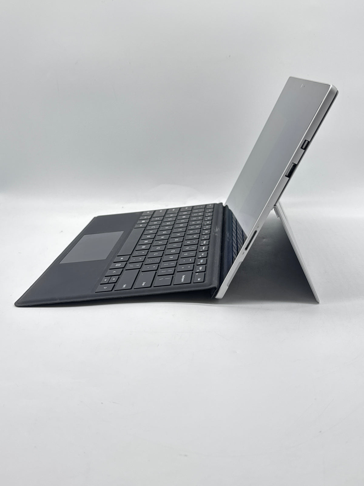 Microsoft Surface Pro 1796 Core i5 7300U 4GB RAM 128GB SSD - Used