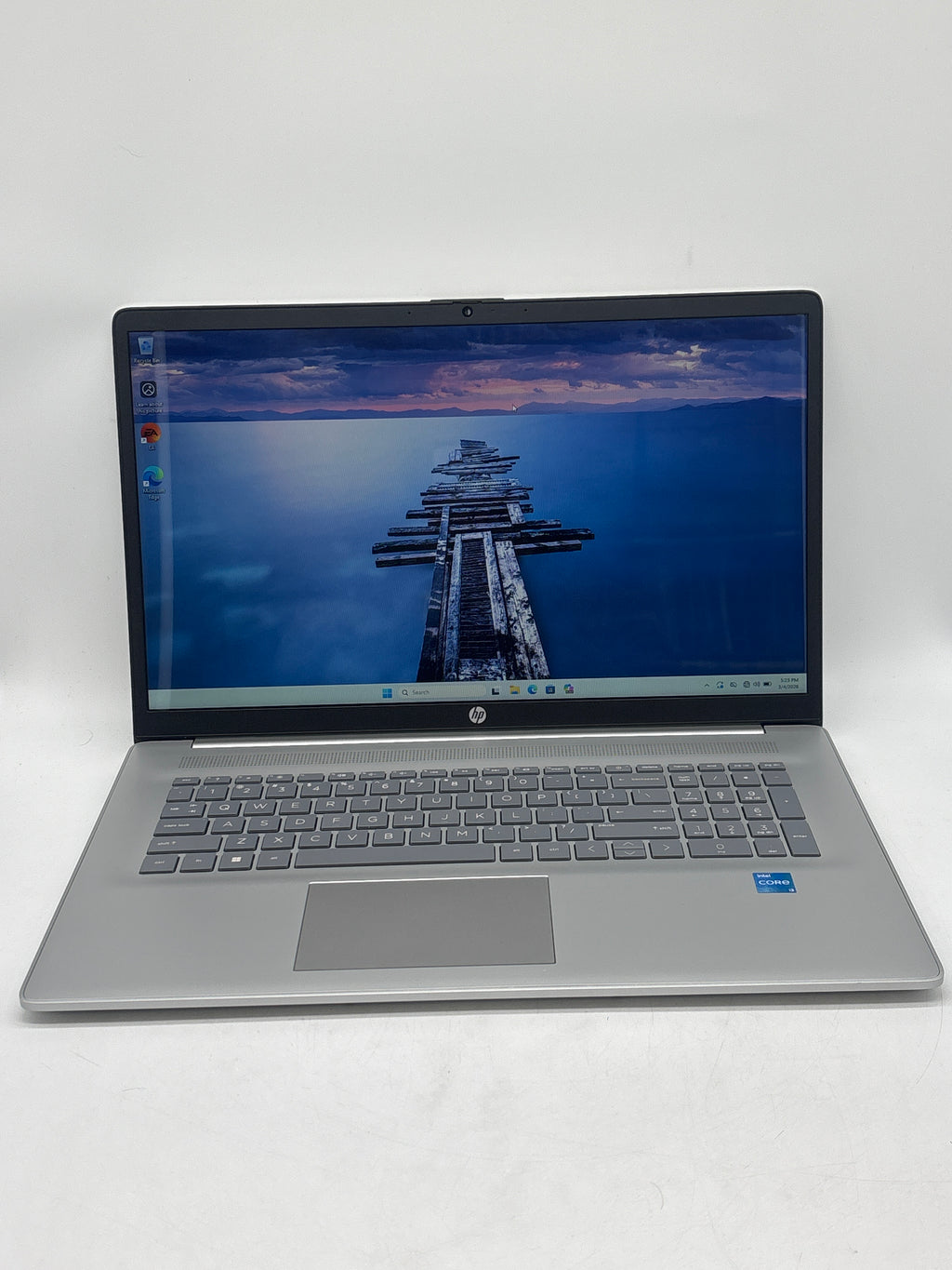 HP 17-cn3103nr i3-N305 32GB RAM 1.2TB SSD - Touch Screen