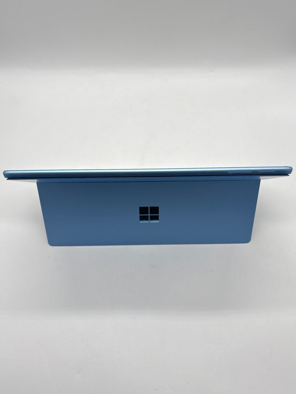 Microsoft Surface Pro 11 2076 Snapdragon X 10-Core 16GB RAM 512GB SSD