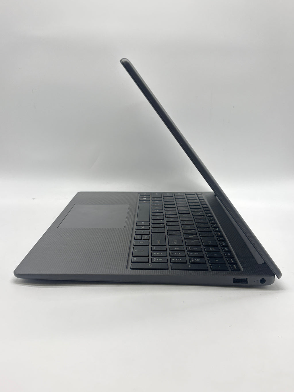 HP 255 G10 Ryzen 3 7320U 8GB RAM 256GB SSD - Used