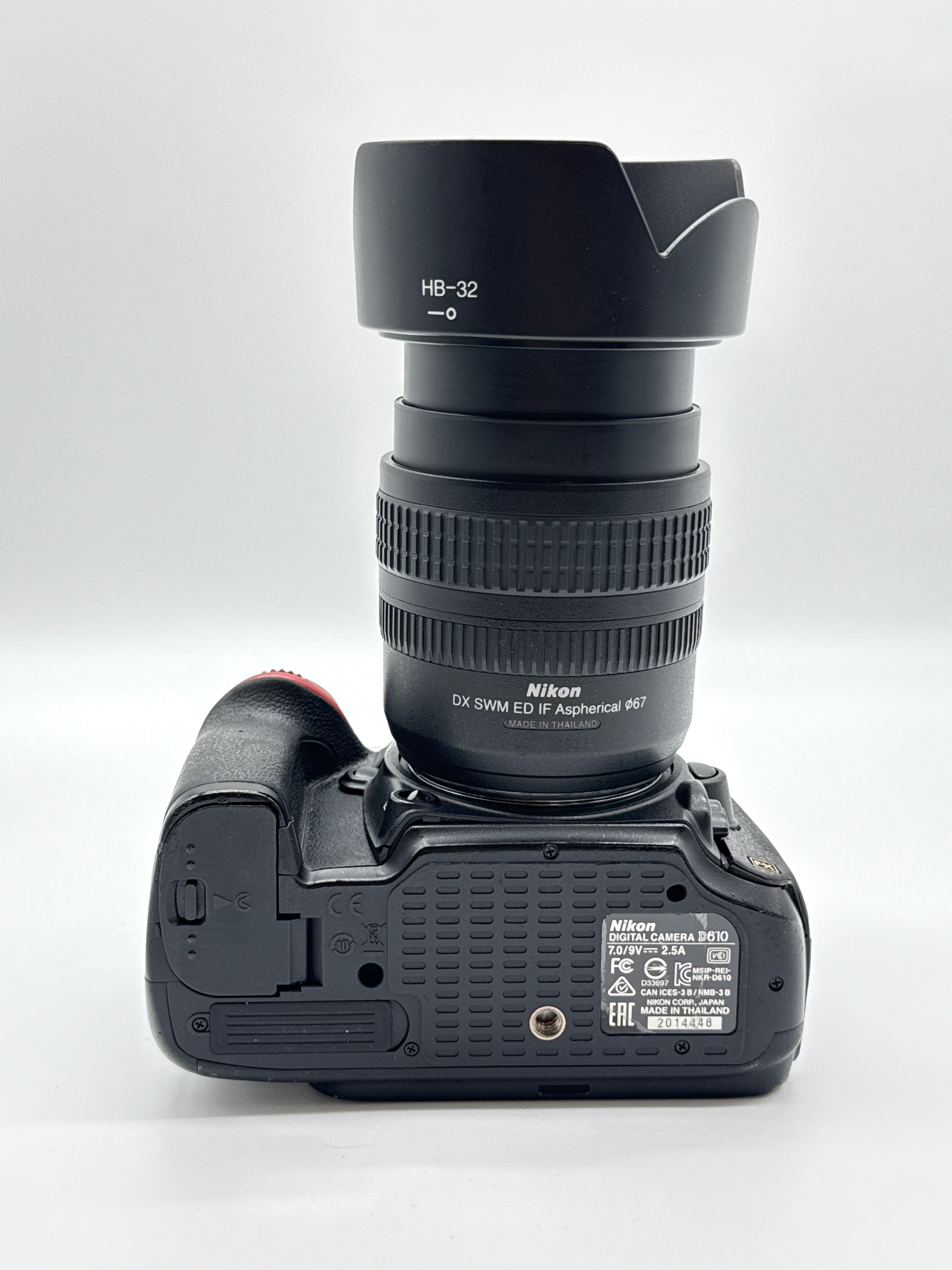 Nikon D610 Digital Camera 24.3MP w/ Nikon 18-70mm Lens (Shutter Count 32285)