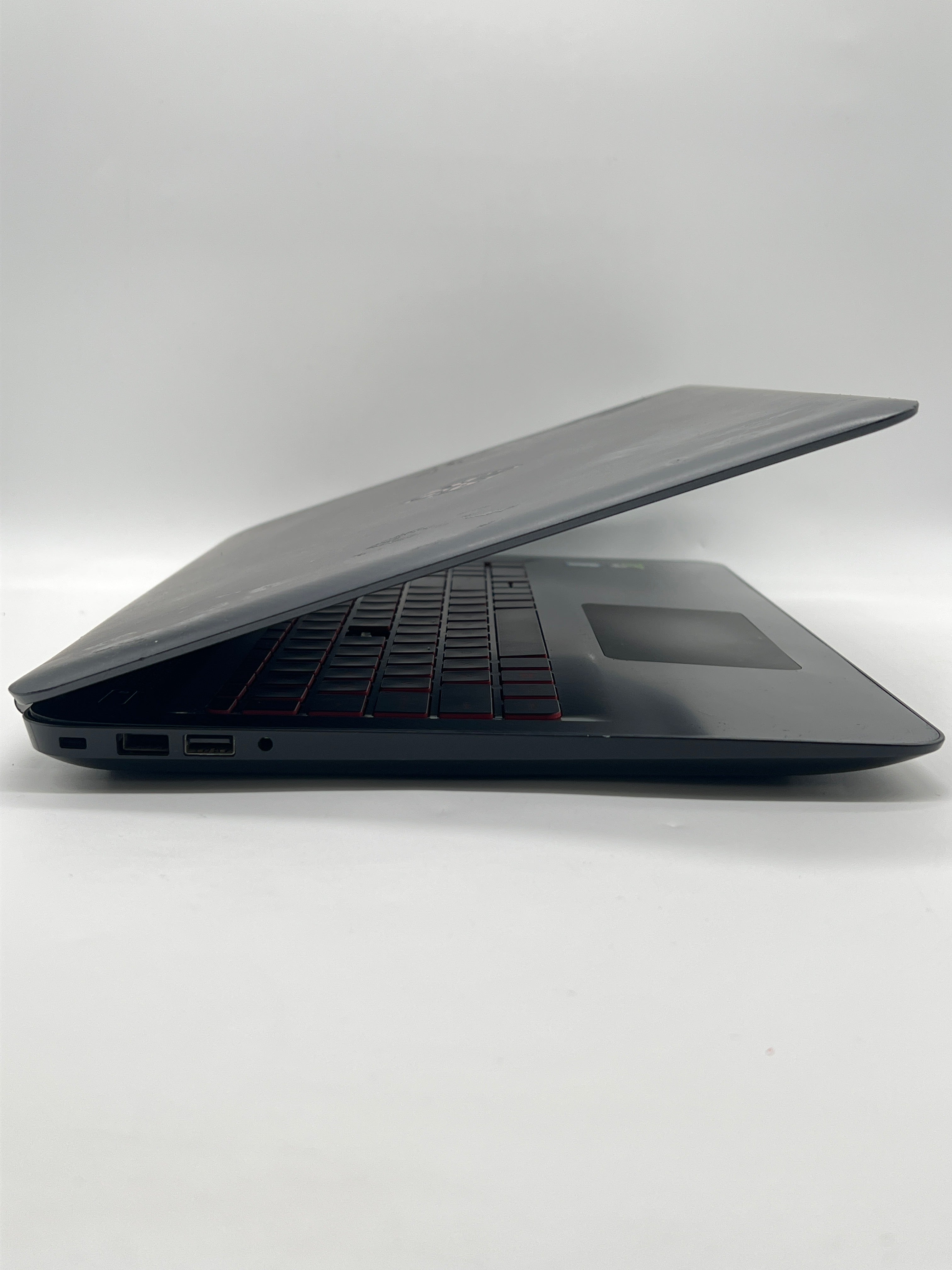 HP Omen 15 i7-6700HQ 8GB RAM 1TB HDD+128GB SSD GTX 960M - For Parts (Read DESC)