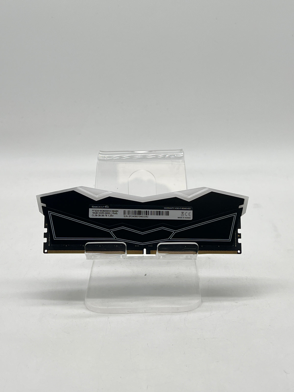T-Force Delta RGB 8GB DDR5 6000MHz RAM Black - Used