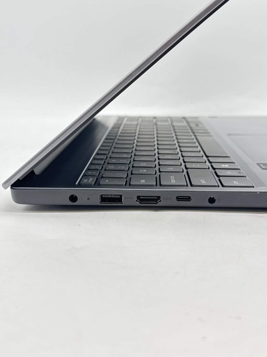 Lenovo IdeaPad Slim 3X Snapdragon X X1-26-100 16GB RAM 256GB SSD - Used