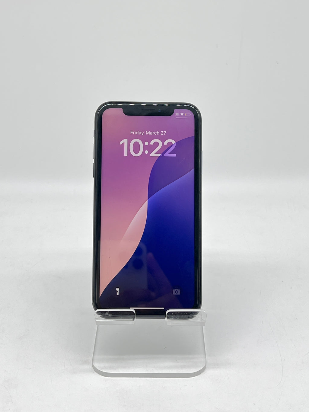 Apple iPhone XR 64GB Unlocked - For Parts (Cracked Back And Screen)