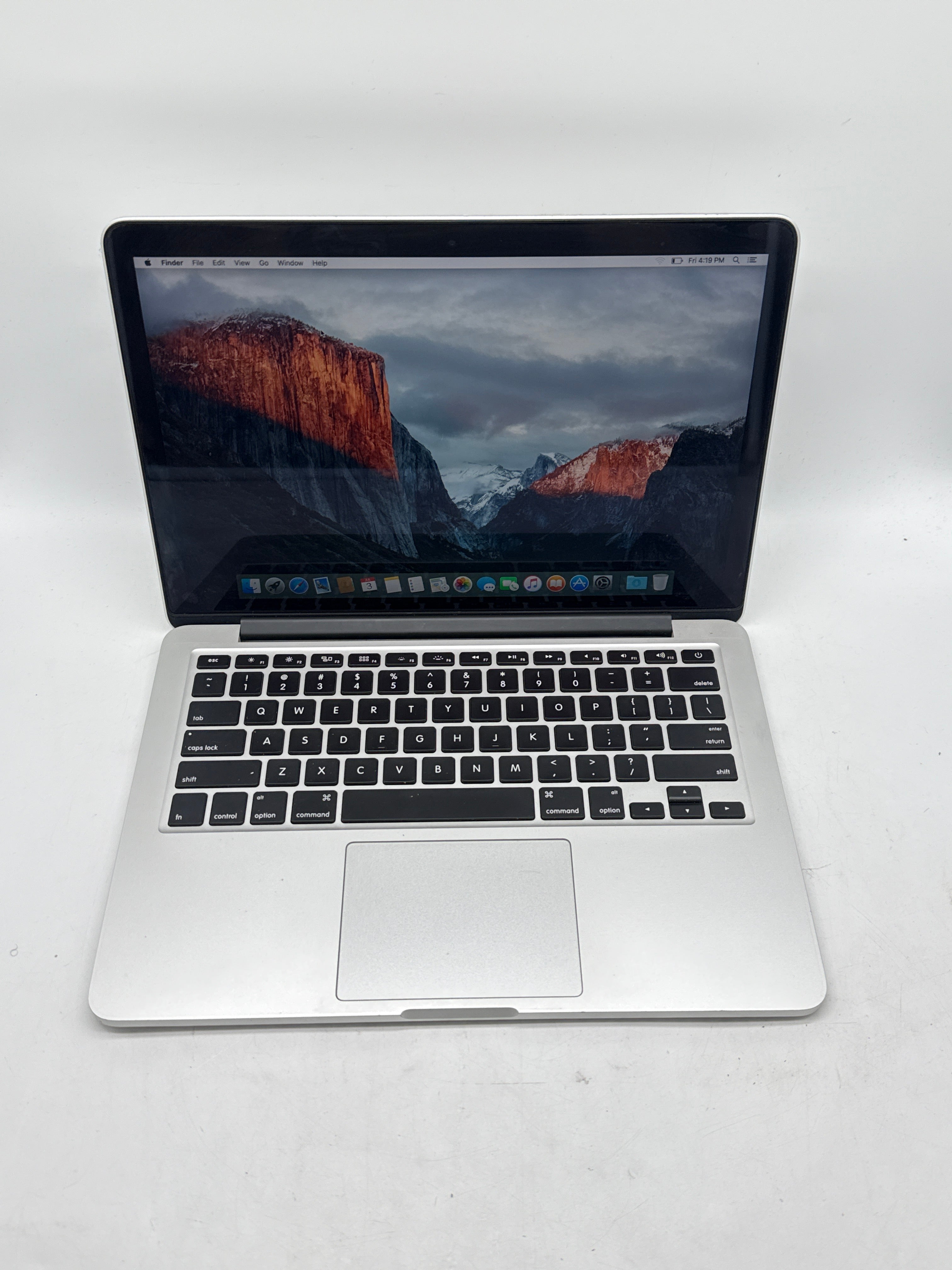 Apple MacBook Pro 15" A1398 i5 8gb RAM 256GB Flash Storage - Used