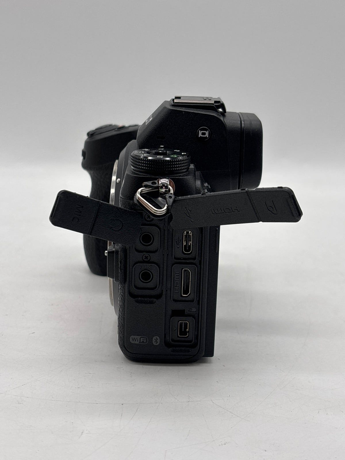 Nikon Z6 24.5MP Mirrorless Body Only Black - Used