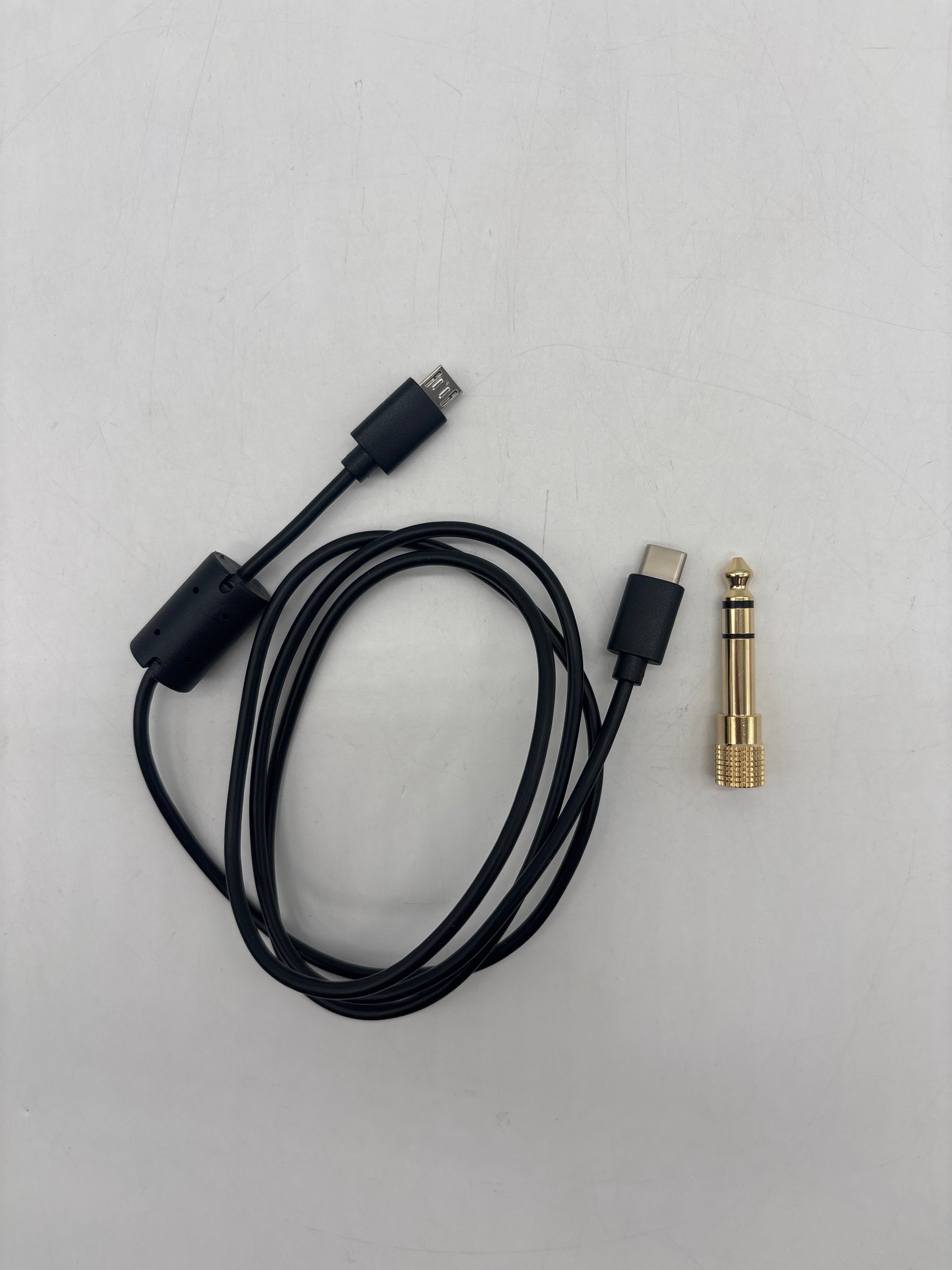 Apogee Groove Headphone Amp Black