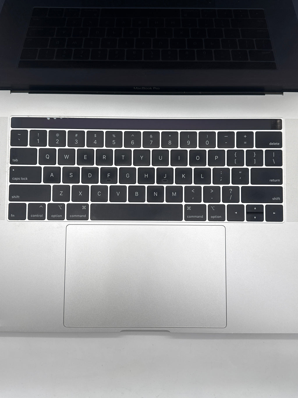Apple MacBook Pro 15" A1990 i7 16B RAM 512GB SSD - Used