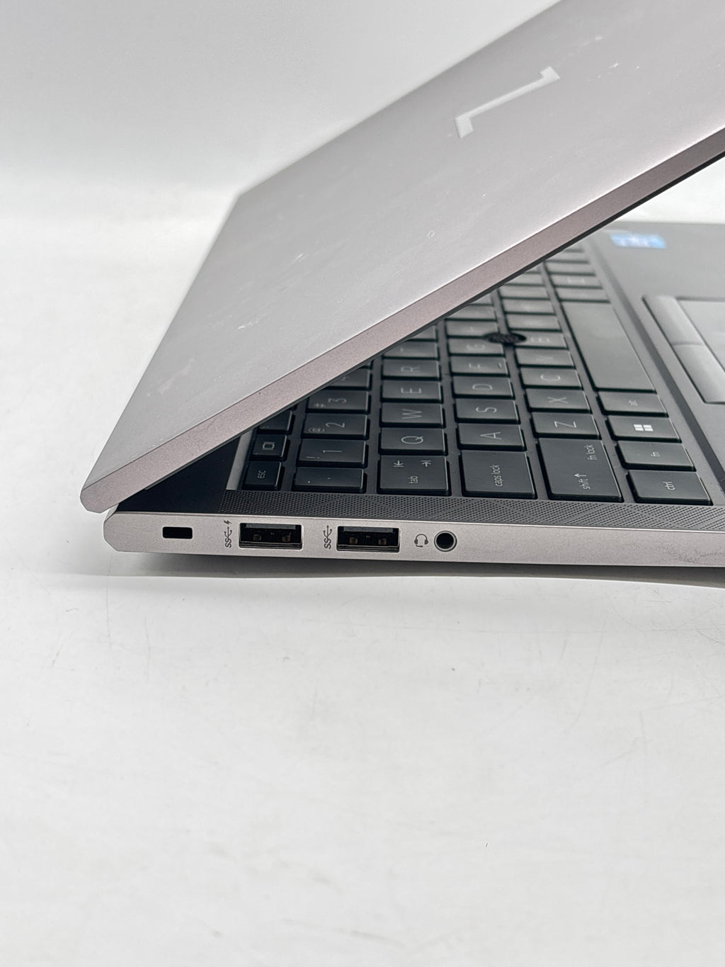 HP ZBook Firefly 14 G8 Core i5-1145G7 16GB RAM 512GB SSD  - READ