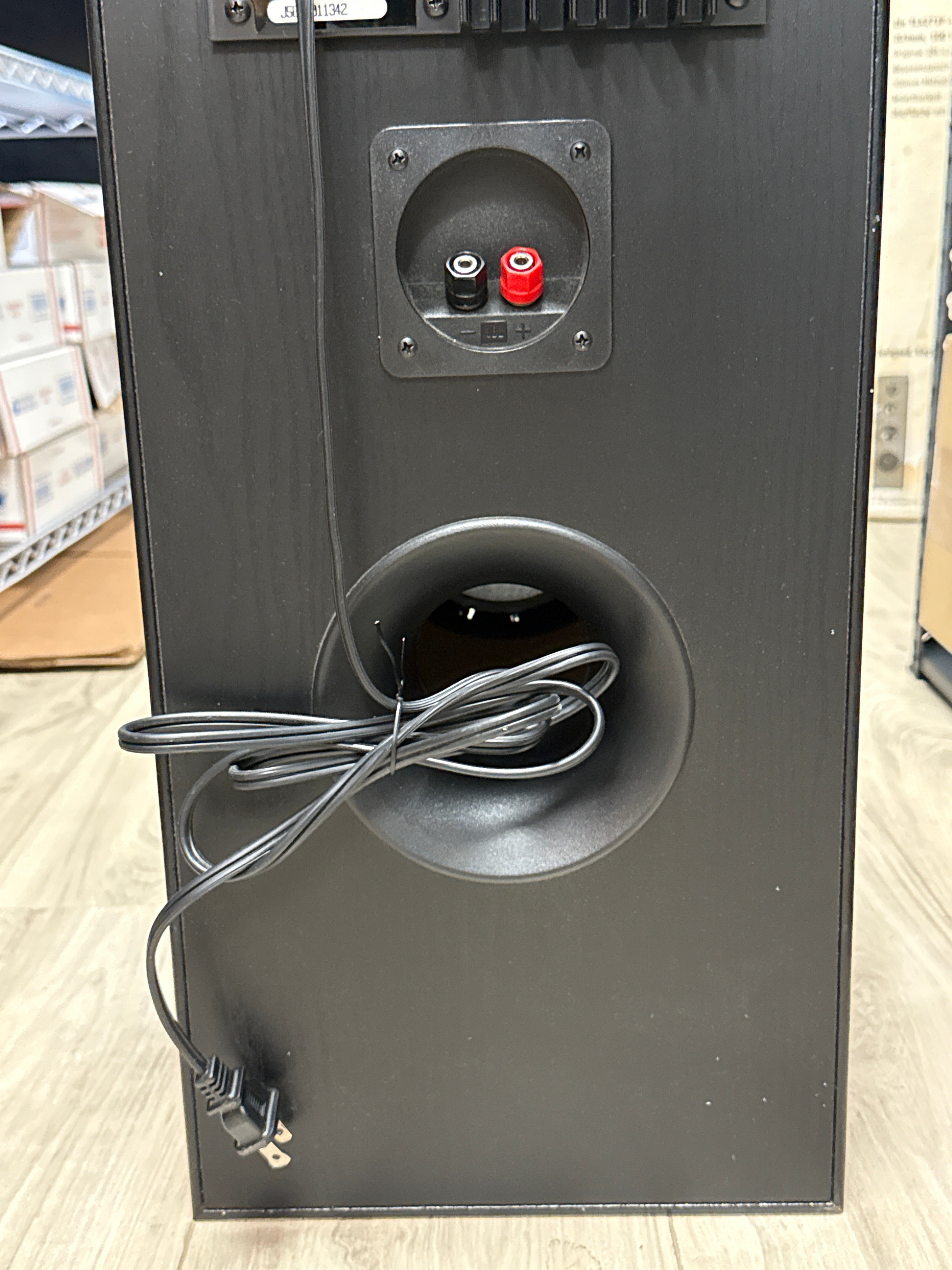 JBL TLX271P Powered Tower Speakers (Pair) w/ Original Box