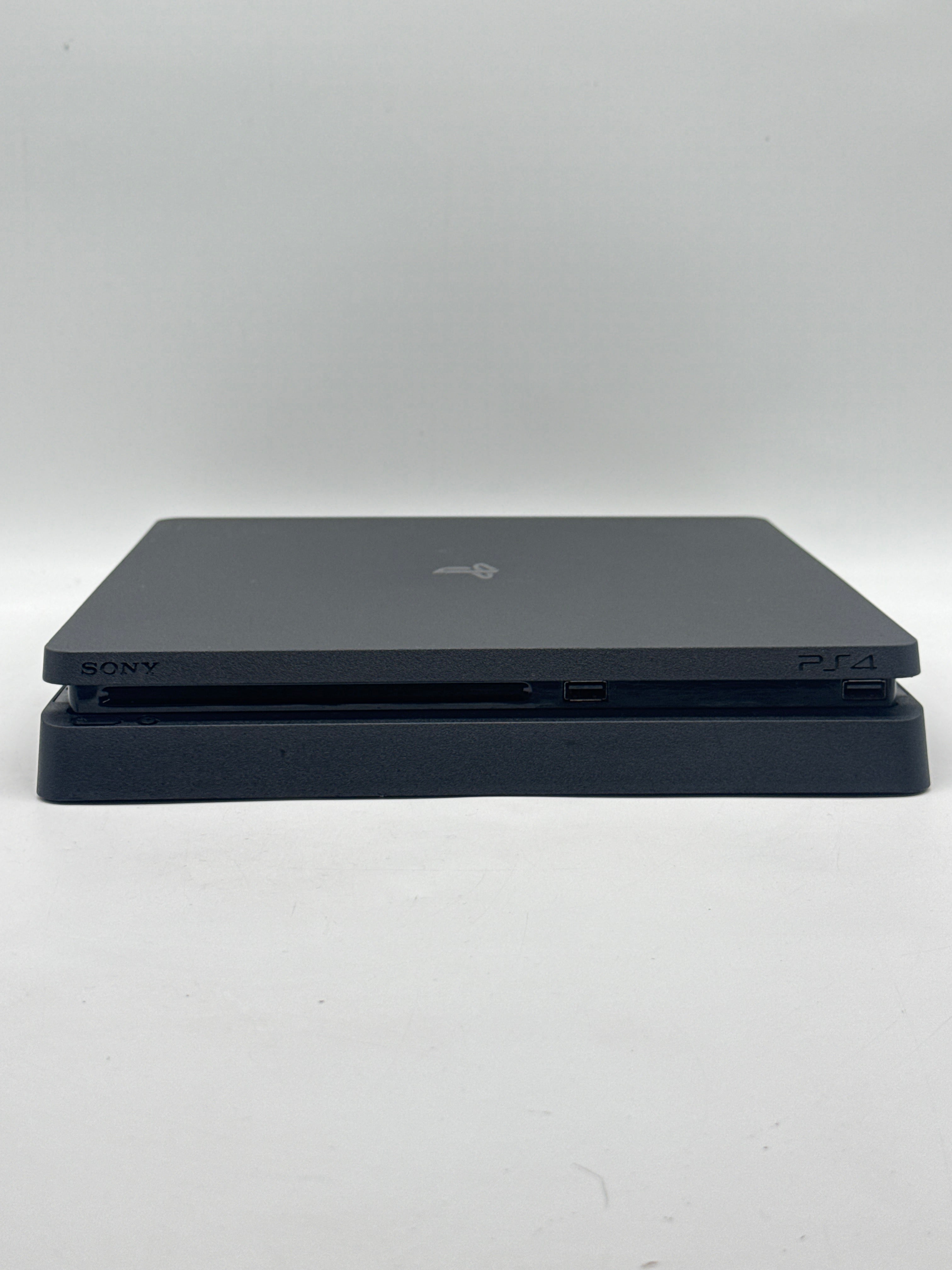 Sony PlayStation 4 Slim (CUH-2215B) 1TB w/ controller - Used