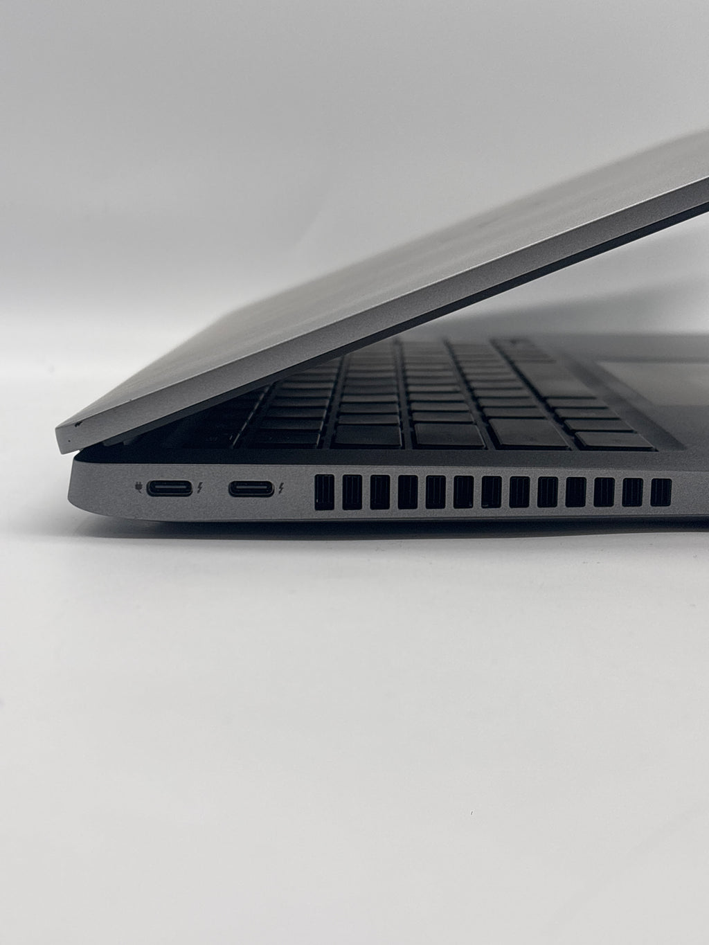 Dell Latitude 5430 i7-1235U 16GB RAM 512GB SSD - For Parts (Read DESC)