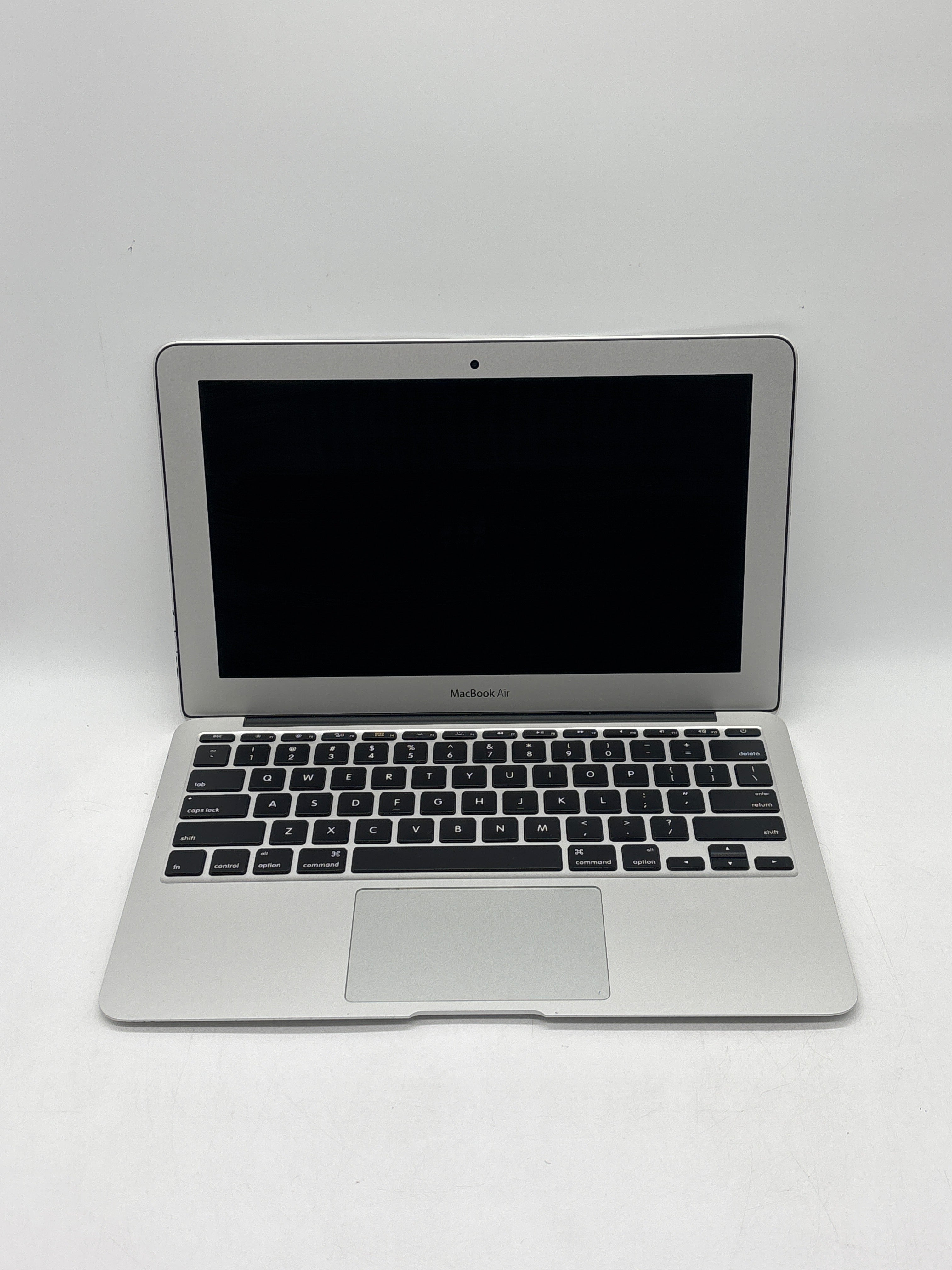 Apple MacBook Air A1465 i5 4GB RAM 128GB SSD - For Parts (Firmware Locked)