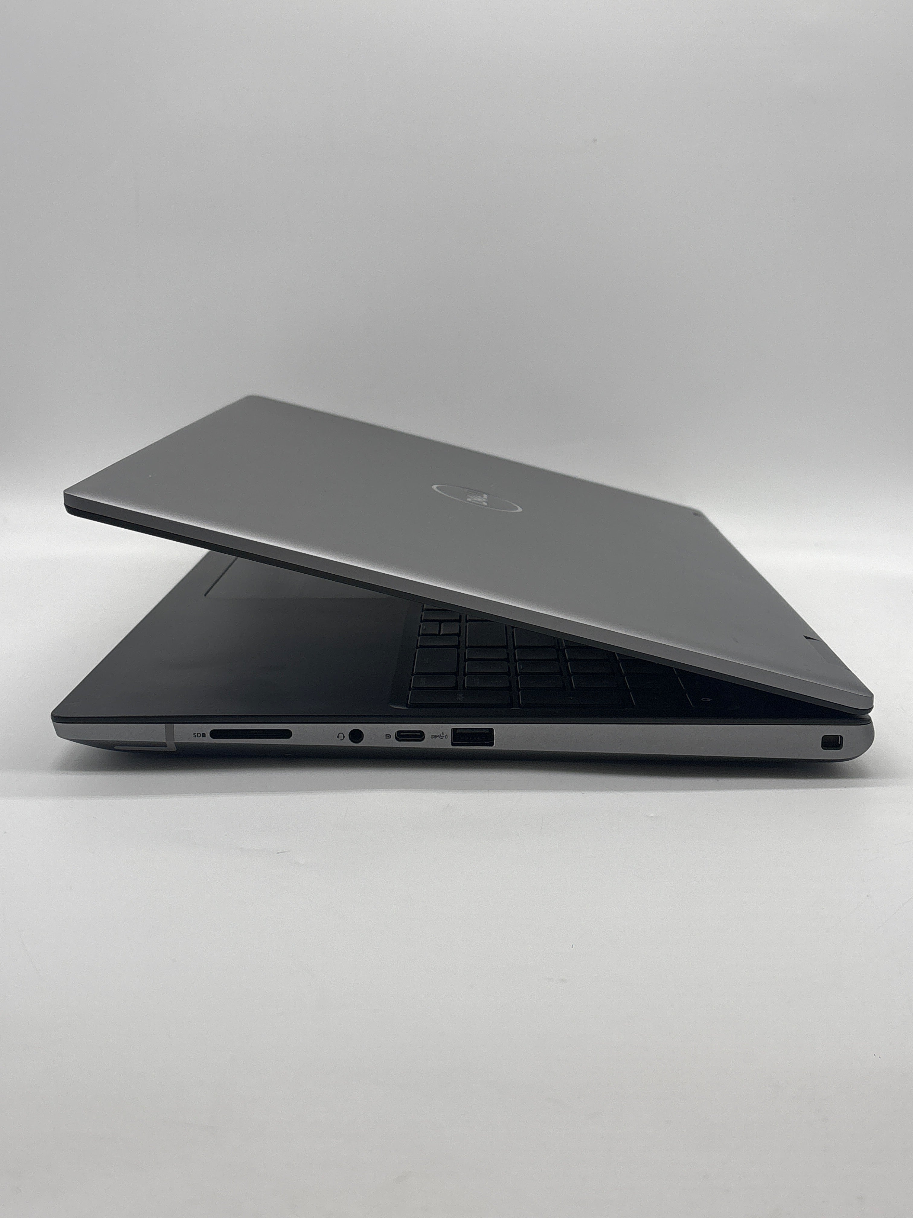 Dell Precision 7680 i7-13850HX 32GB RAM 1TB SSD RTX 1000 Ada Used