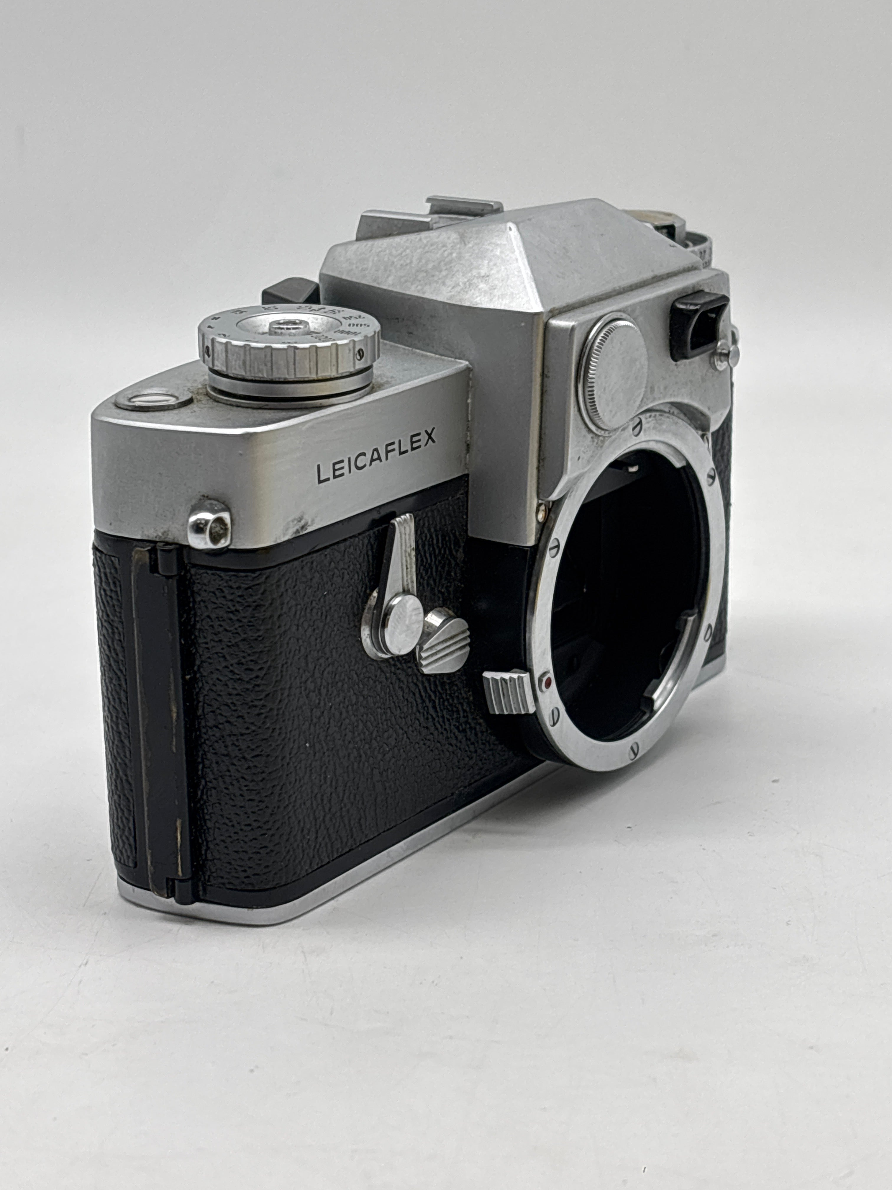 Leicaflex Version 1 35mm SLR Film Camera Collectible - Untested