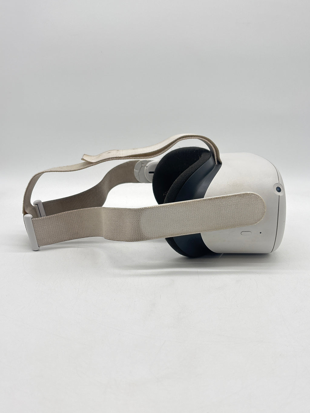 Meta Quest 2 128GB Standalone VR Headset Black - For Parts