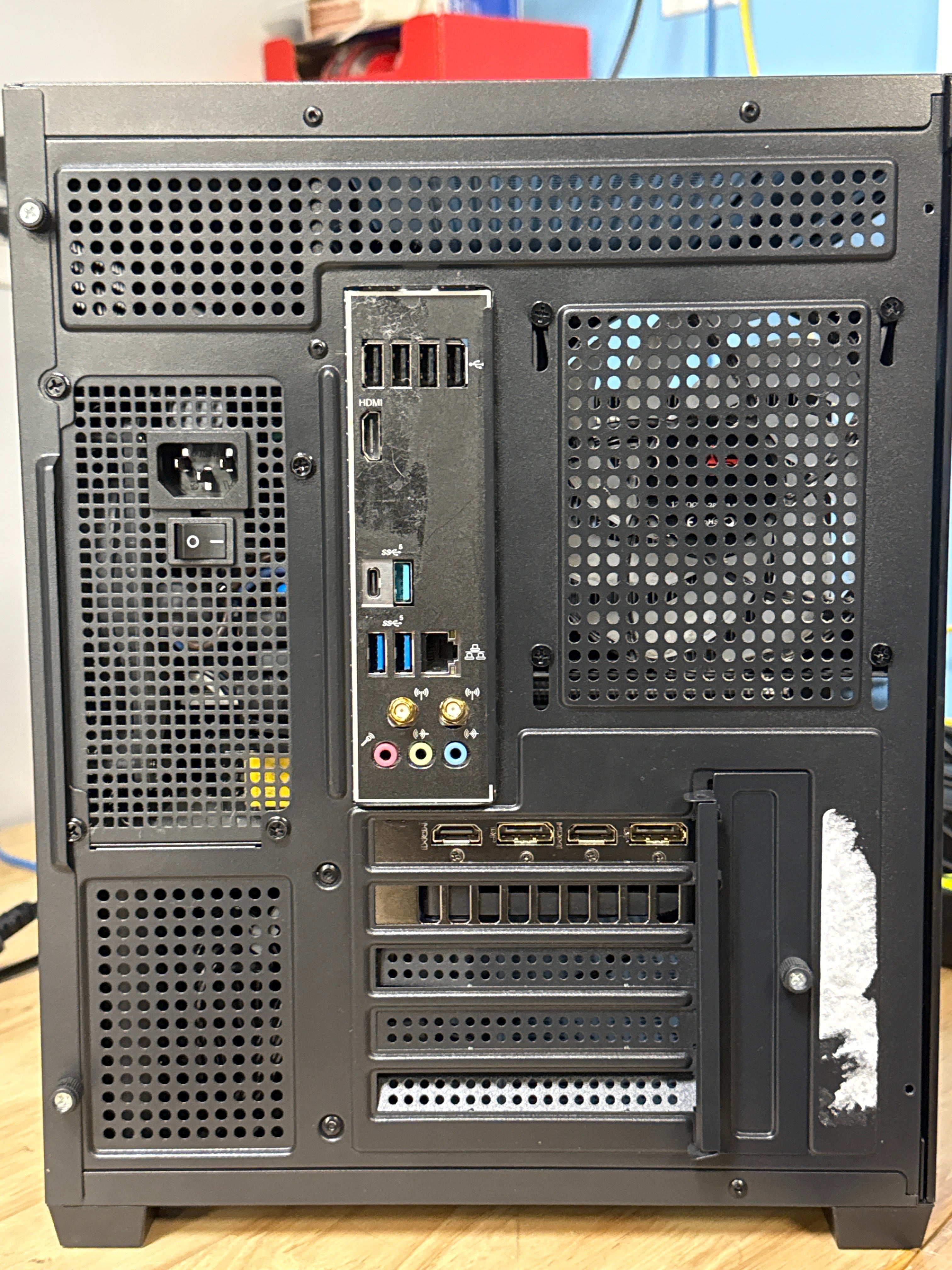 Skytech Chronos Mini 2 i5-14400F 16GB RAM 1TB SSD RTX 5050