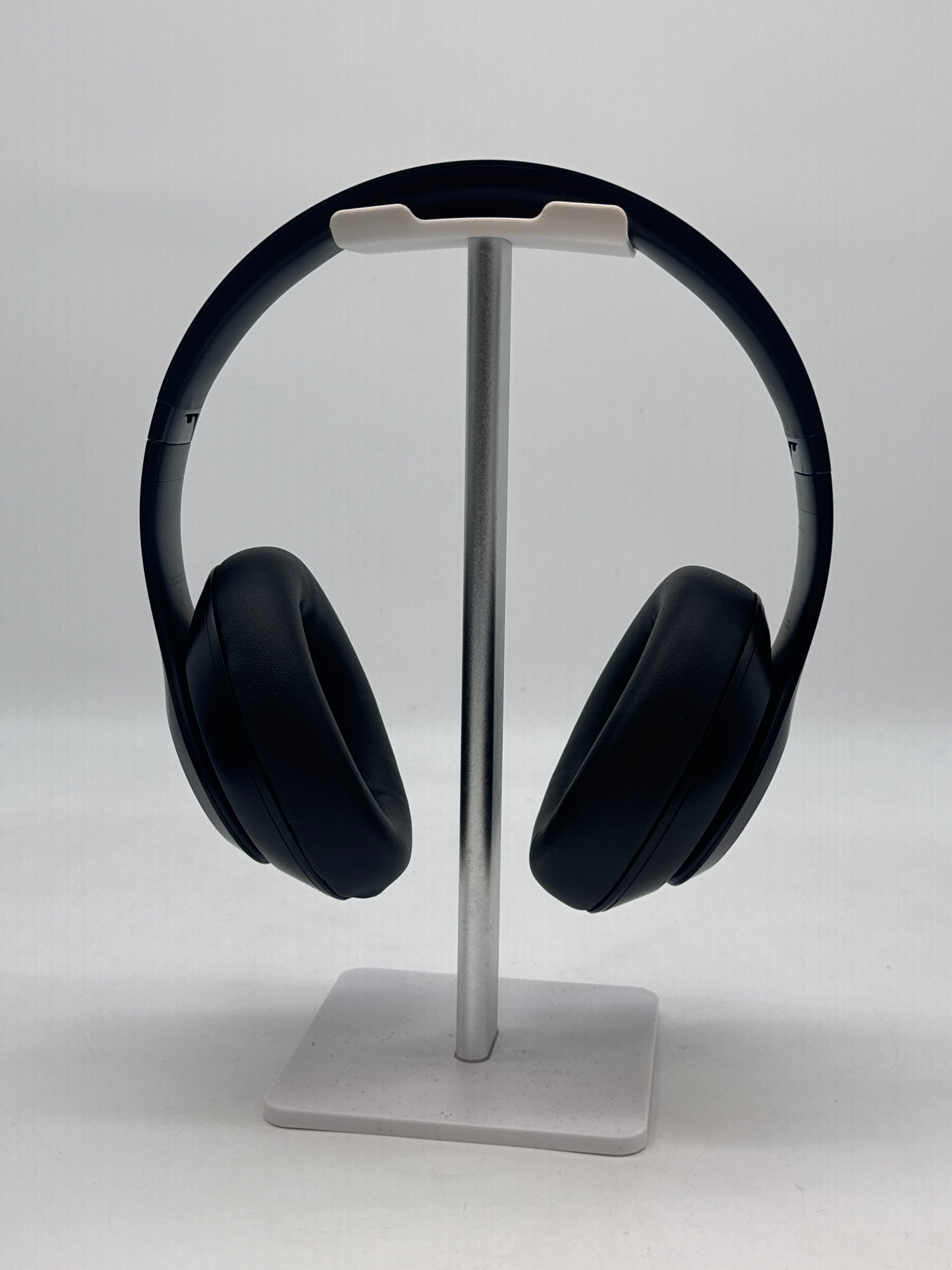 Beats Studio Pro Over-Ear Headphones - Black