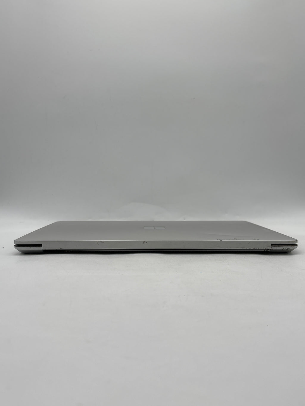 Microsoft Surface Laptop 1769 13" Intel Core i5-8350U 8GB RAM 256GB SSD Silver - Used