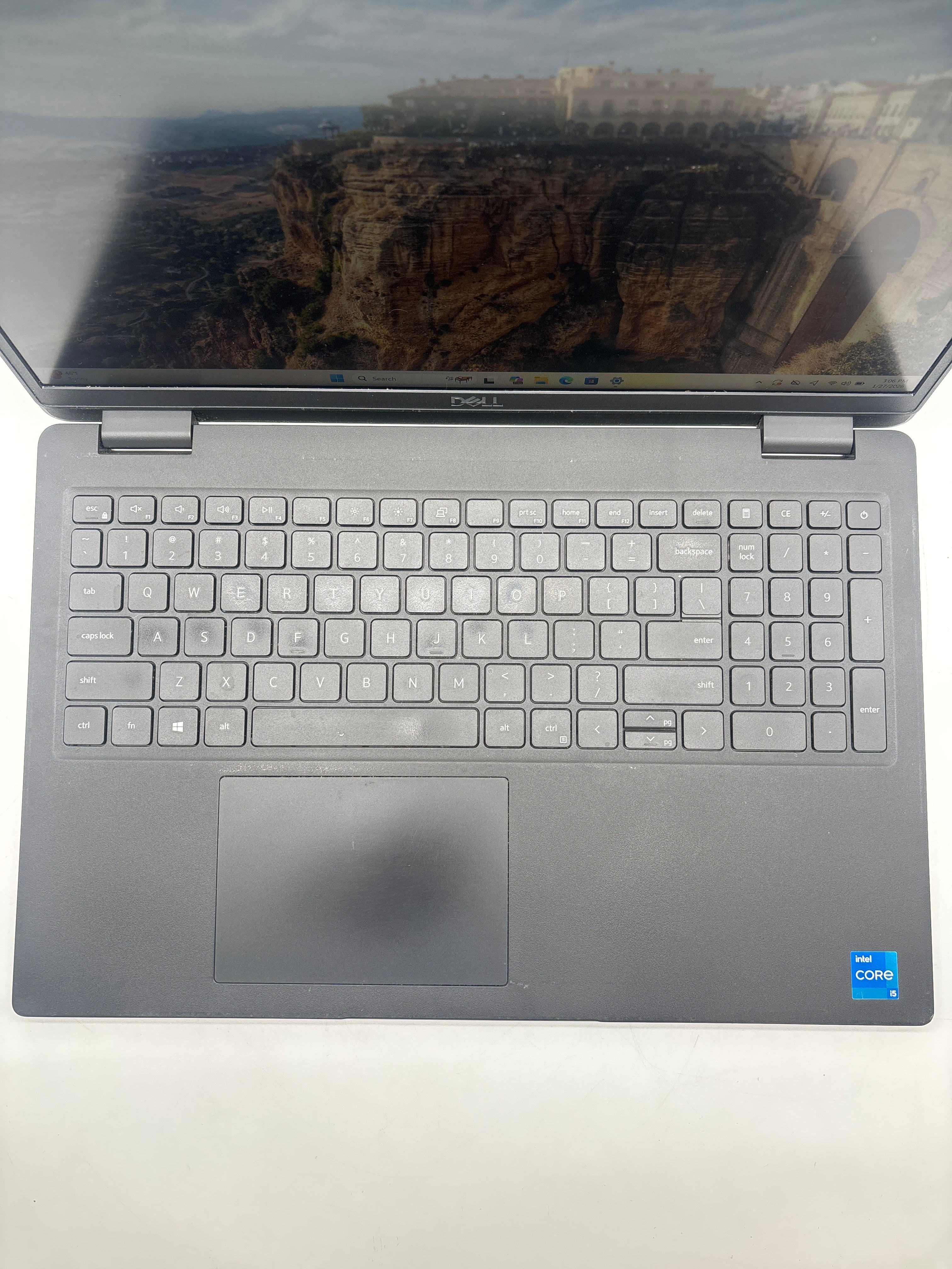 Dell Latitude 3520 i5-1135G7 8GB RAM 256GB SSD