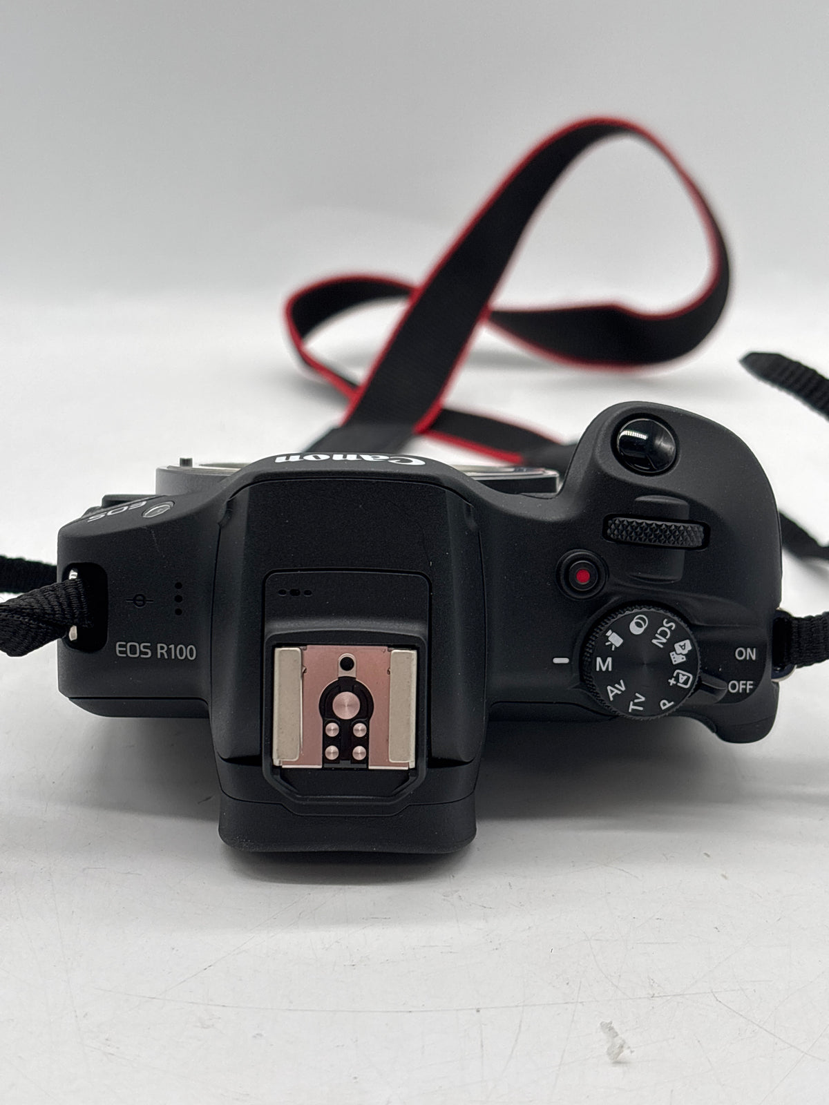 Canon EOS R100 Mirrorless Digital Camera Body Only Black Used