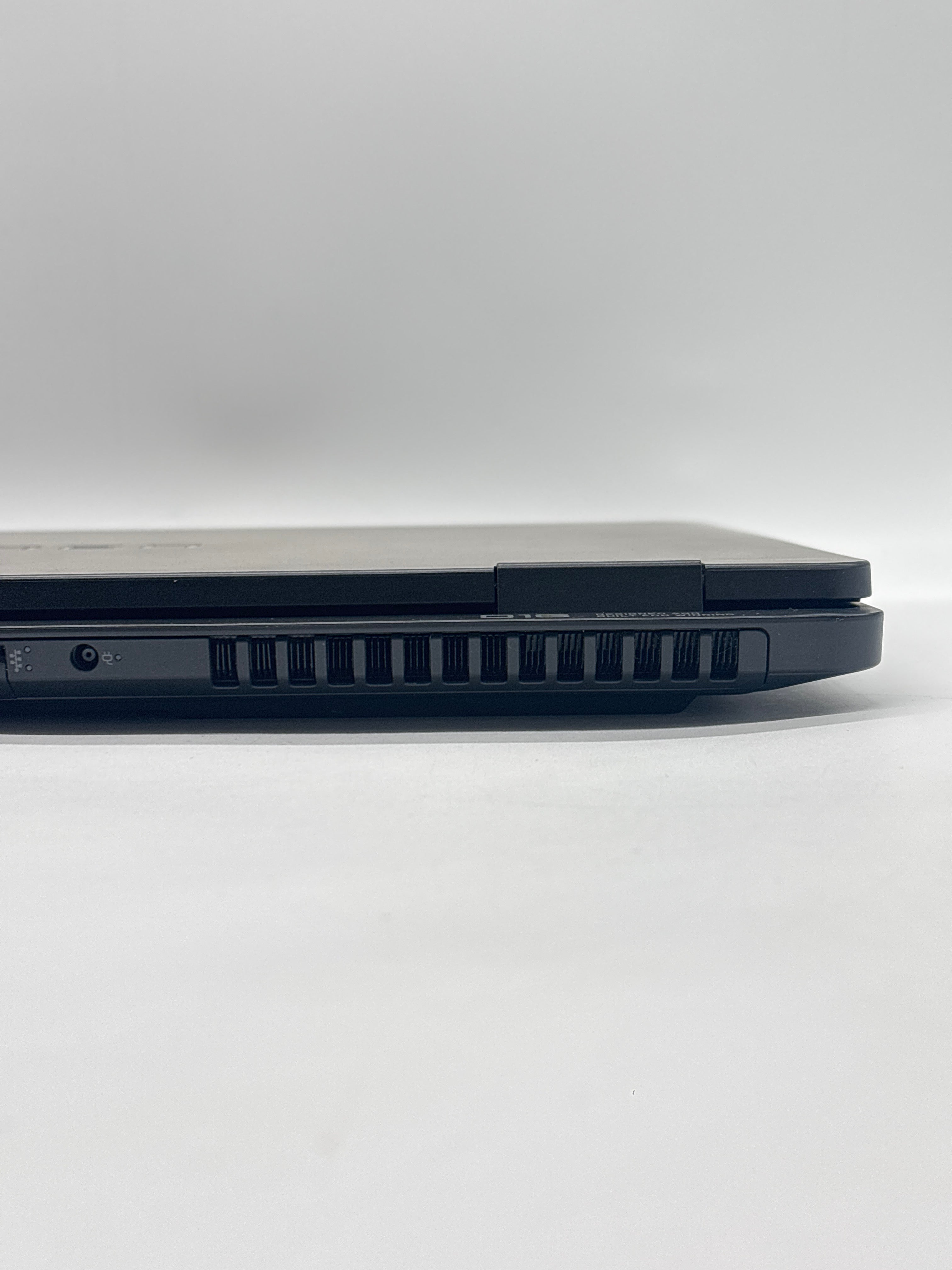 HP OMEN 16-an0001nr Ultra 7 255H 16GB RAM 1TB SSD RTX 5060