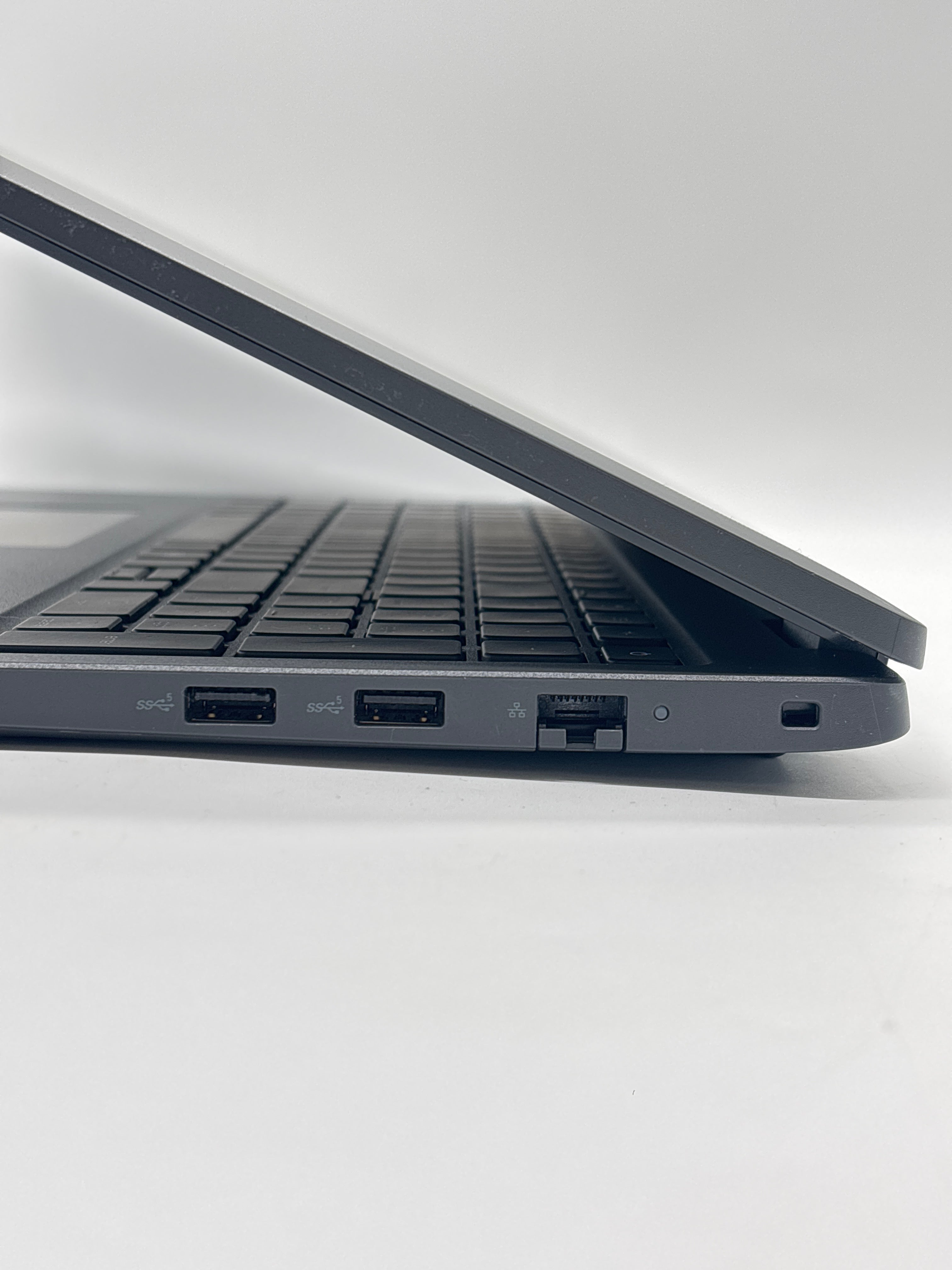Dell Latitude 3550 i7-1355U 32GB RAM 1TB SSD