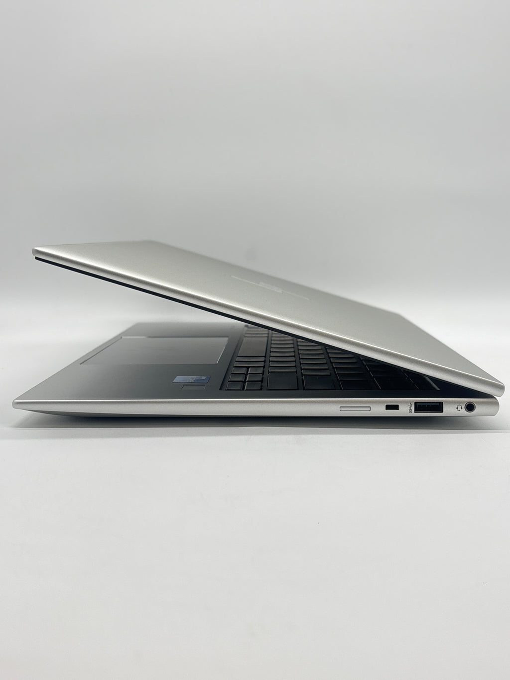 HP EliteBook 840 G10 i5-1340P 16 GB RAM 256 GB SSD