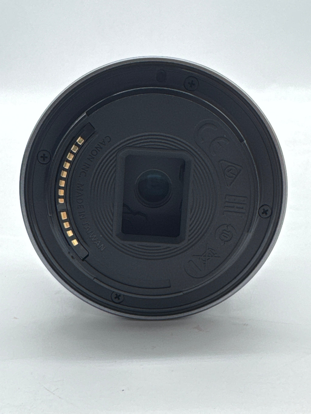 Canon EOS R10 Mirrorless Camera w/ RF-S 18-45mm Lens Black - Used