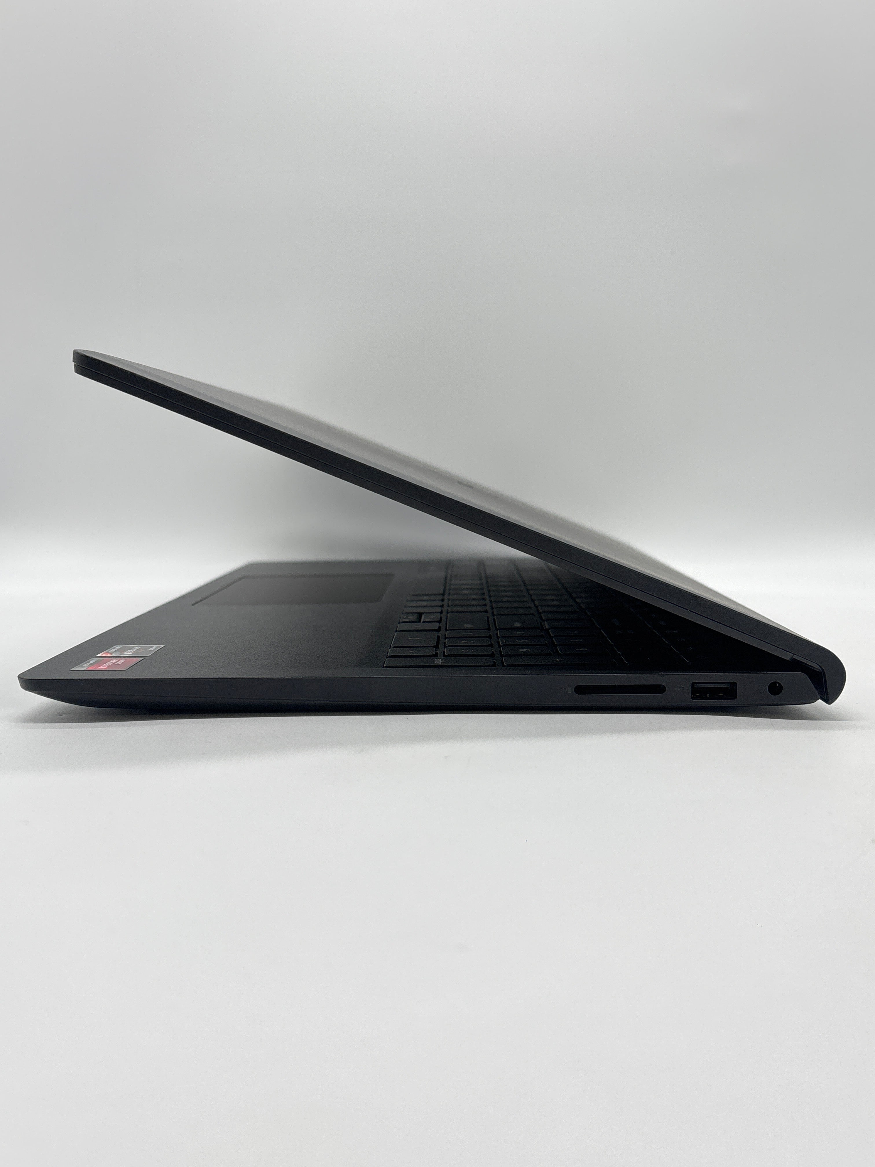 Dell Inspiron 15 3535 Ryzen 7 7730U 16GB RAM 1TB SSD