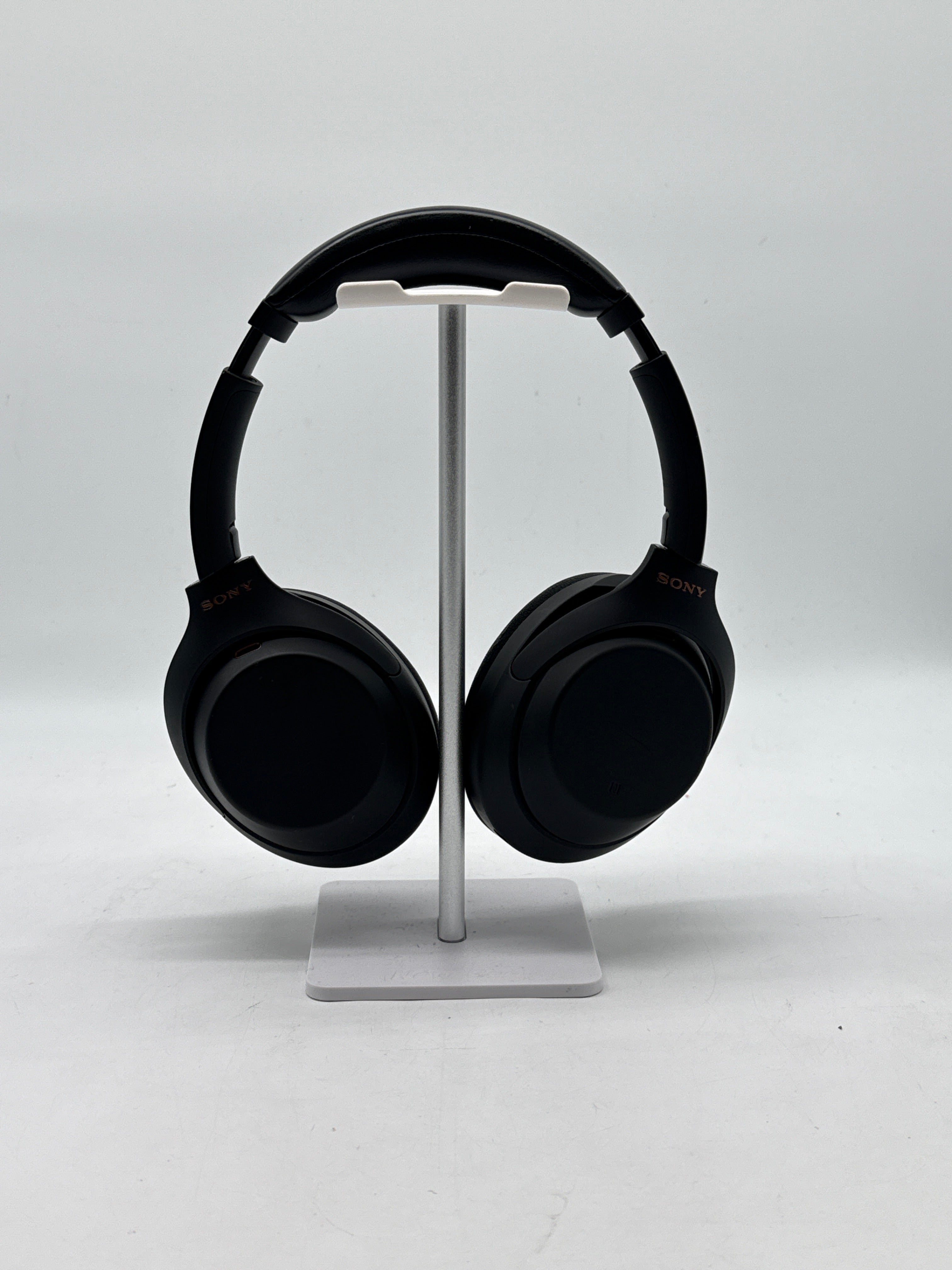 Sony WH-1000XM4 Wireless Bluetooth Over-Ear Headphones - Used