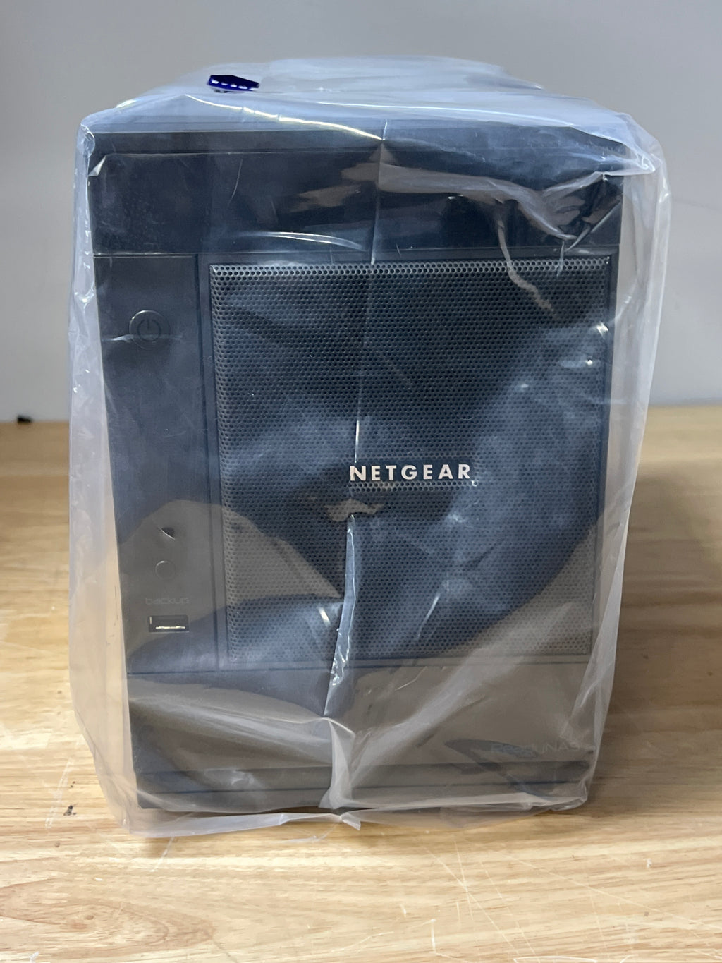 NetGear ReadyNAS Ultra 6 RNDU6000 Diskless Network Storage - New in Box