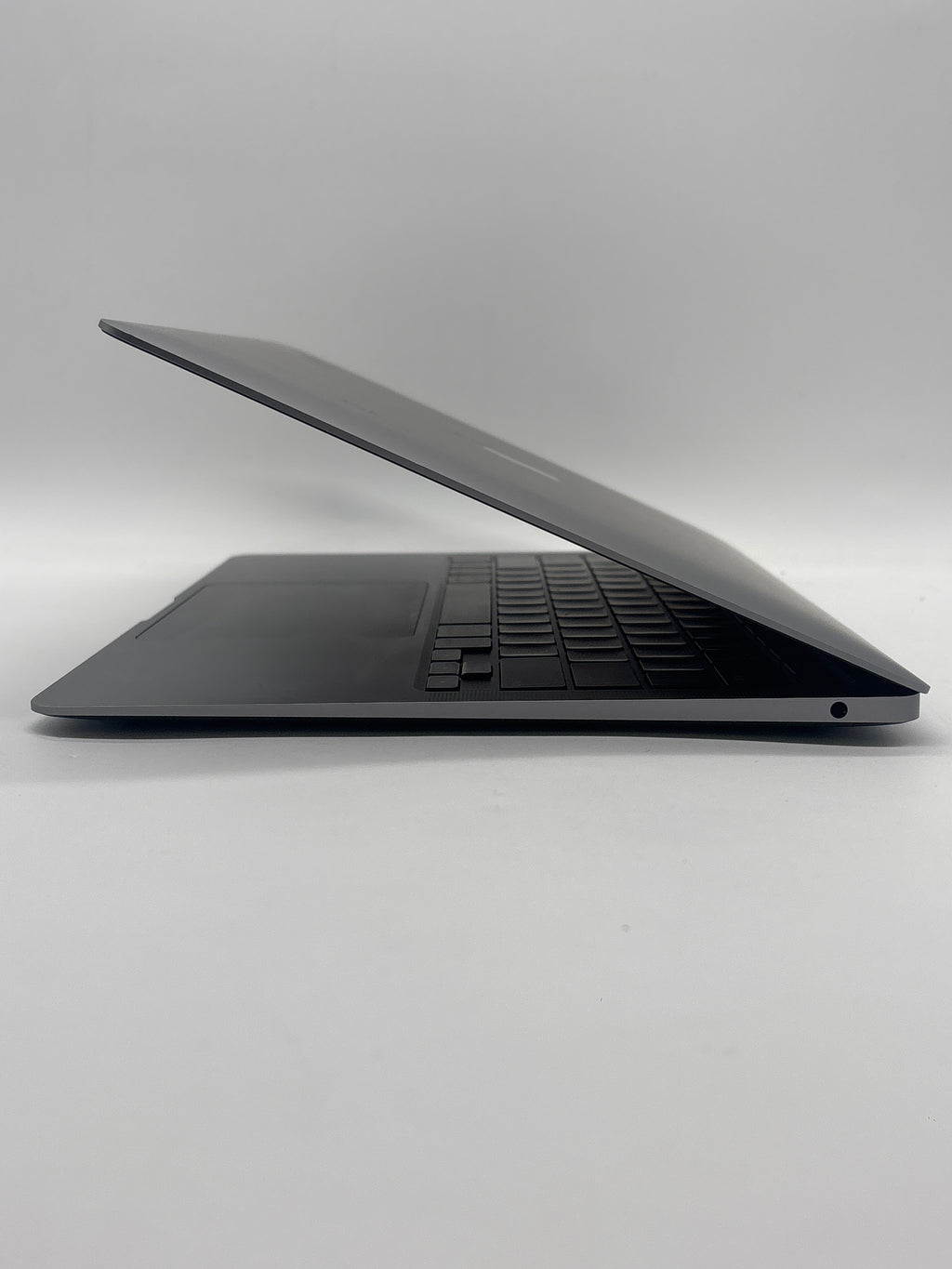Apple MacBook Air A2179 i3 8GB RAM 256GB SSD