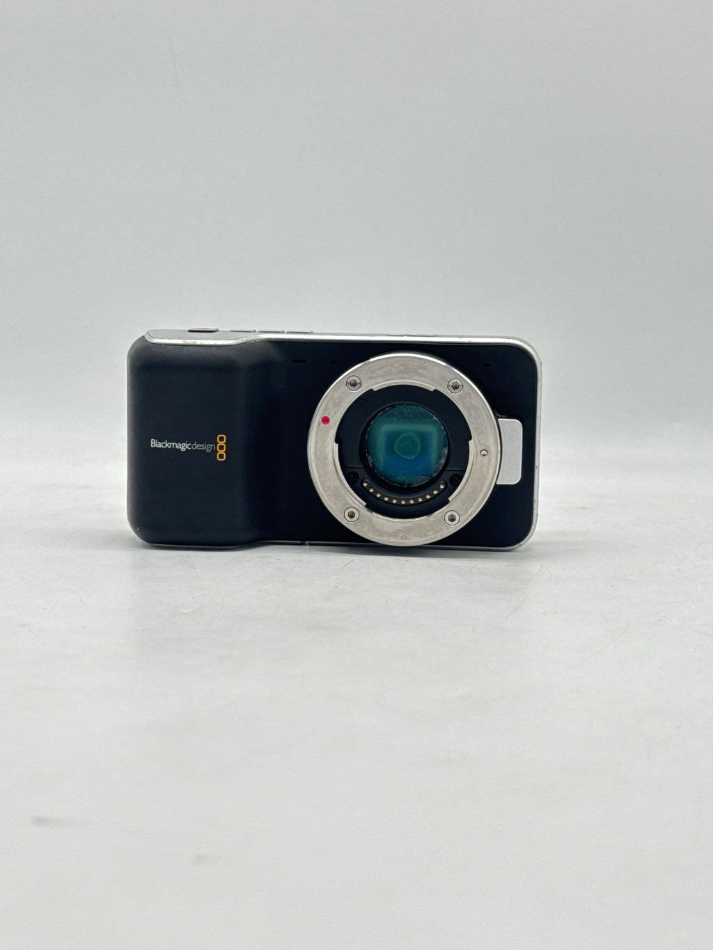 Blackmagic Design Pocket Cinema Camera Active MFT 1080p ProRes RAW - Read