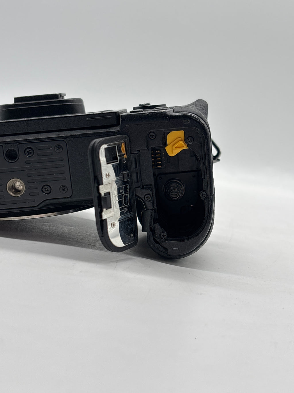 Nikon Z6 24.5MP Mirrorless Body Only Black - Used