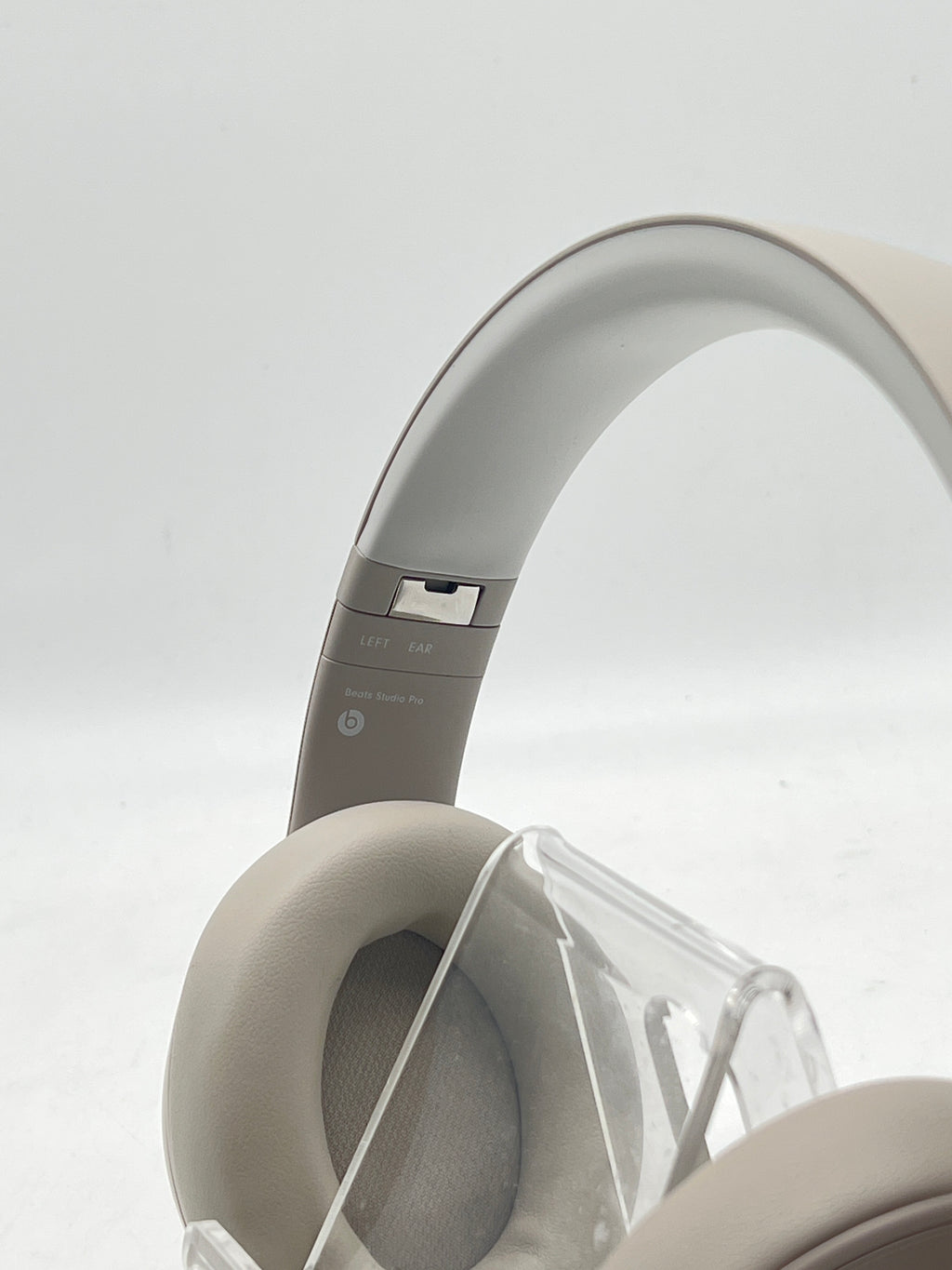 Beats Studio Pro Wireless Headphones - Sandstone MQTR3LL/A