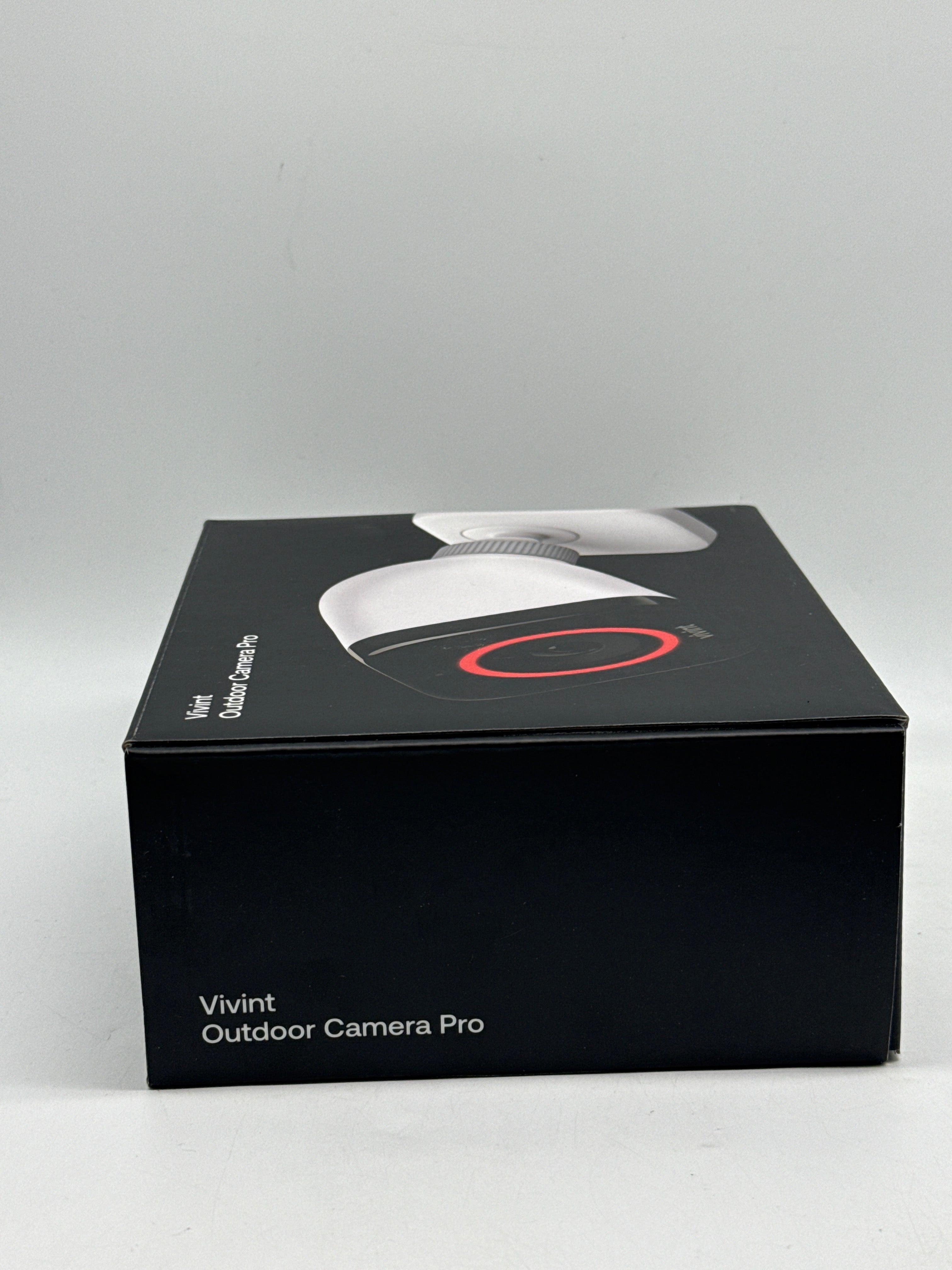 Vivint Outdoor Camera Pro Gen 2 1080p Wi-Fi White - New