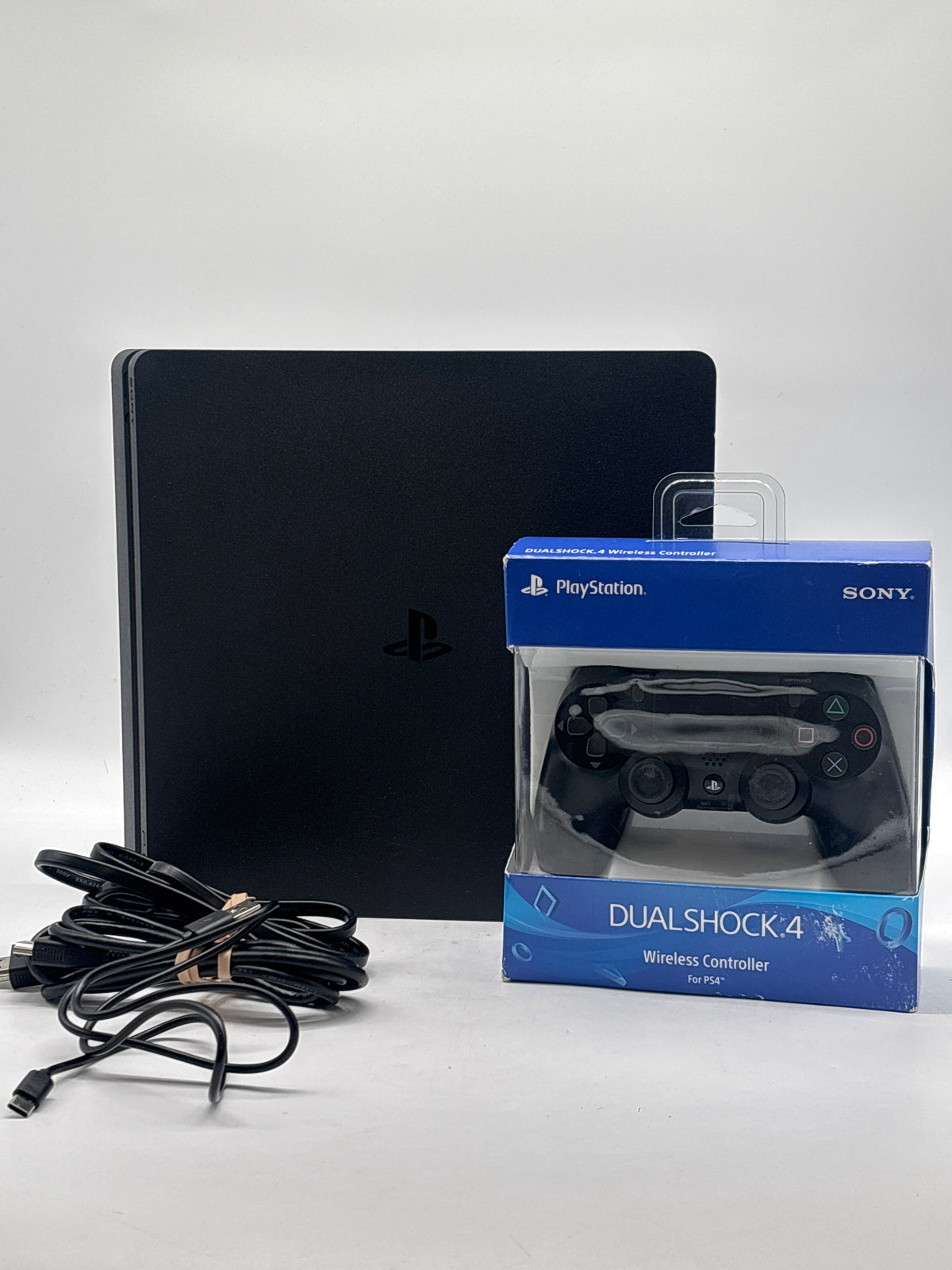 Sony PlayStation 4 Slim CUH-2215B 1TB Black Console w/ 1 DualShock 4 Controller