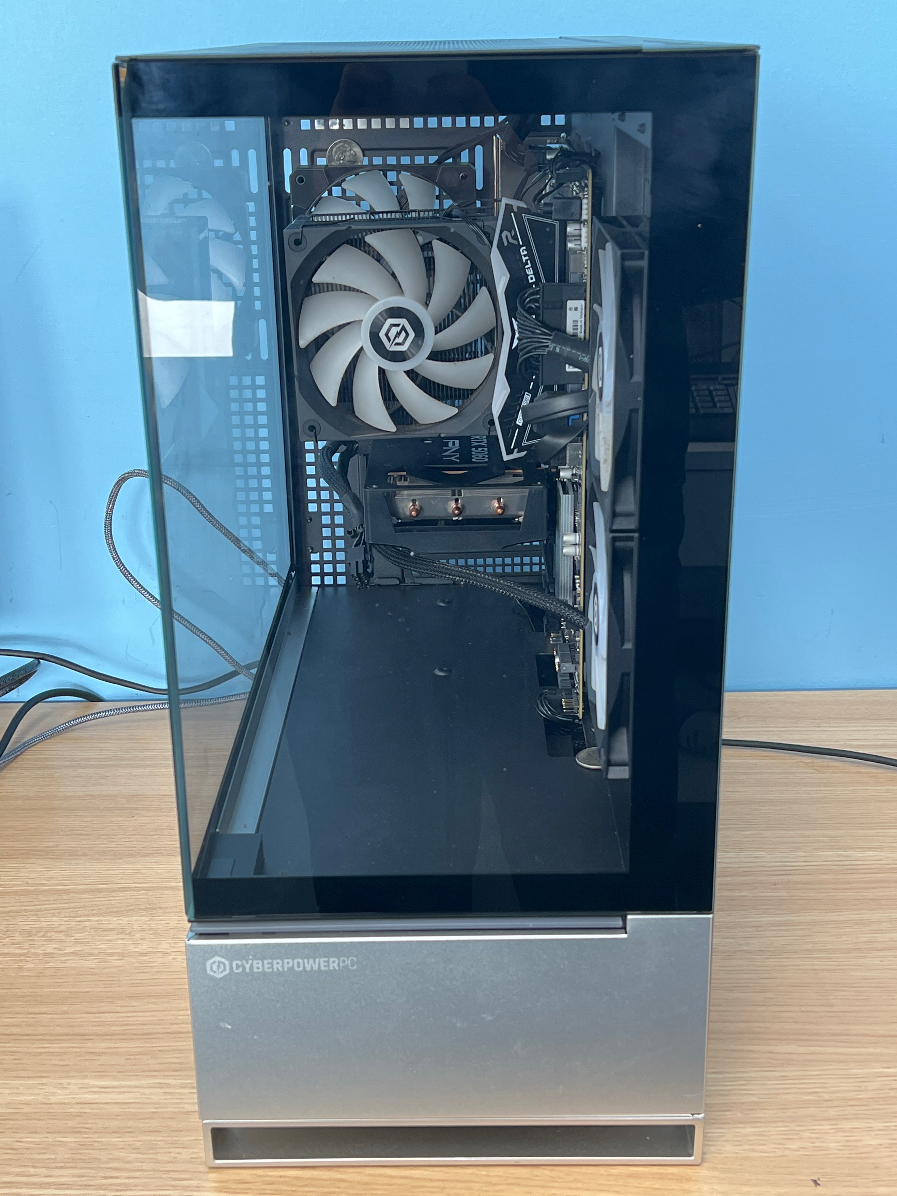 CyberPowerPC GMA7300WST Ryzen 5 8400F 16GB DDR5 1TB SSD RTX 5060 - For Parts