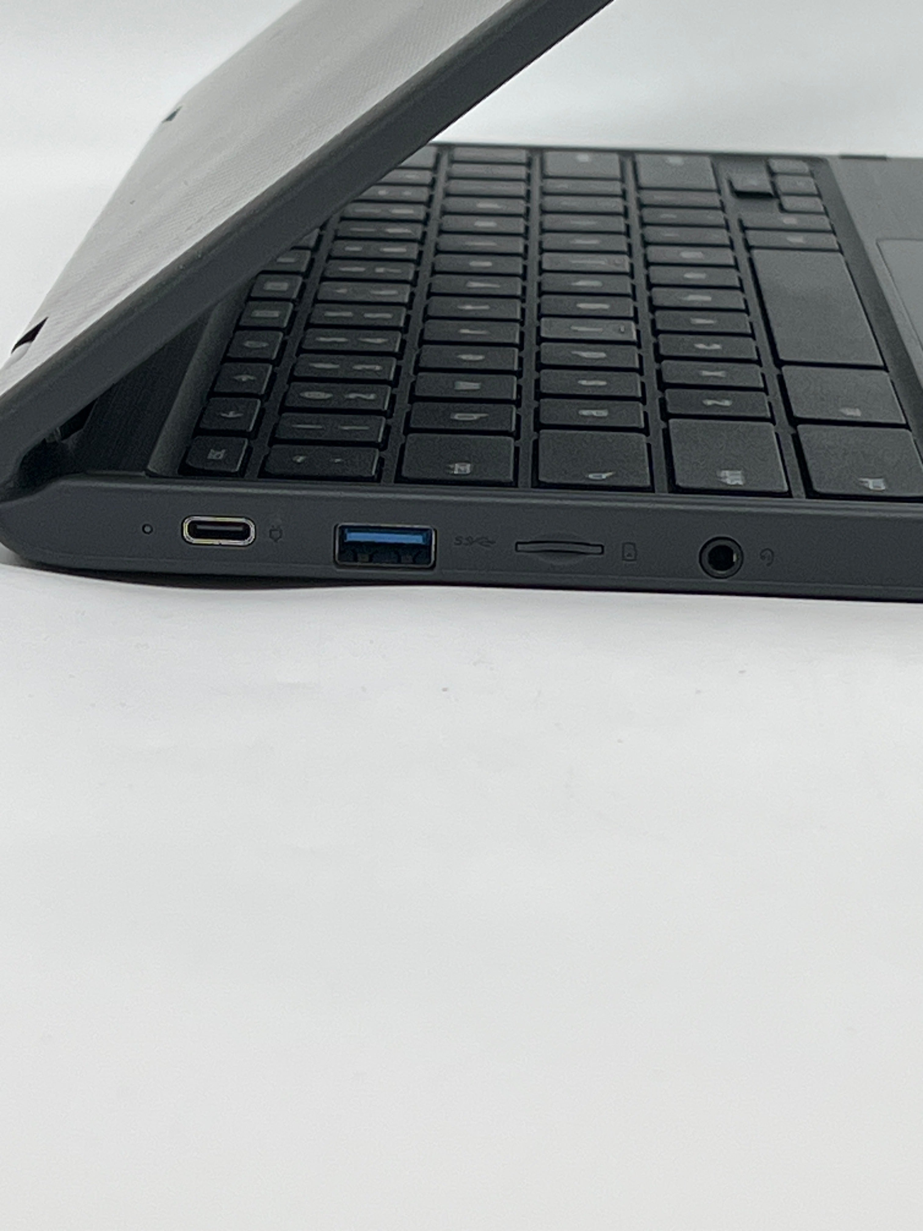 Lenovo Chromebook 300e 2nd Gen 4GB RAM 32GB eMMC - Used
