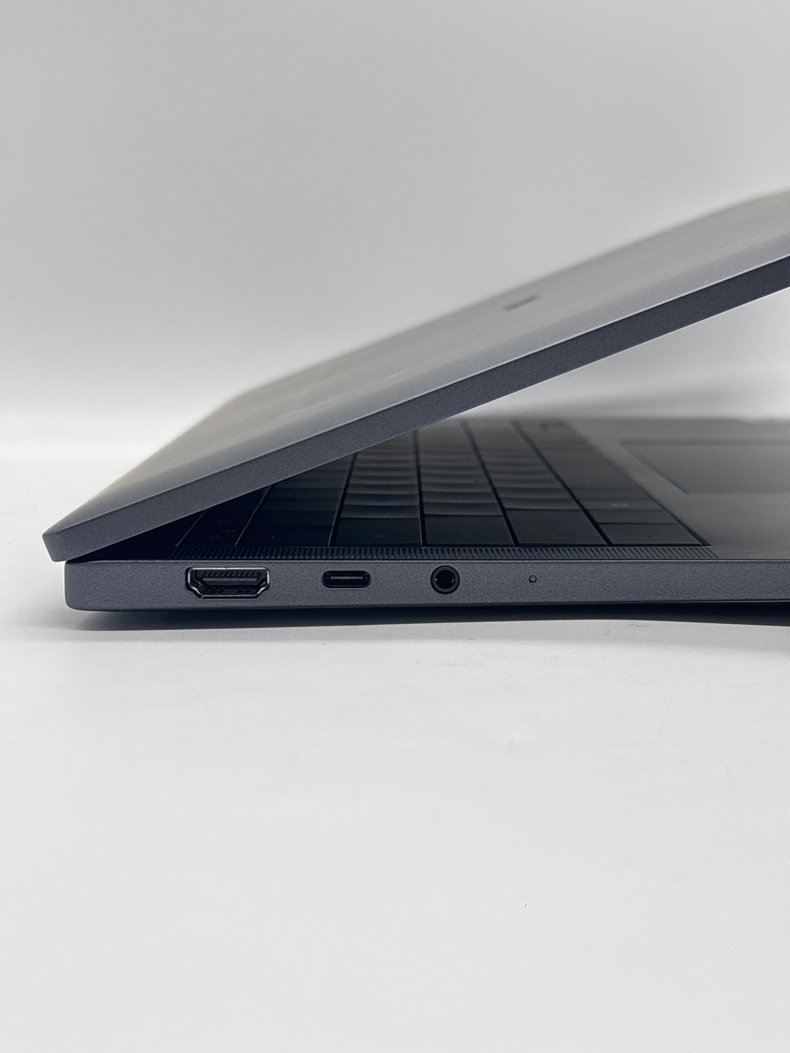Dell Pro 14 Premium Ultra 5 236V 16 GB RAM 512 GB SSD - New Open Box (Warranty)