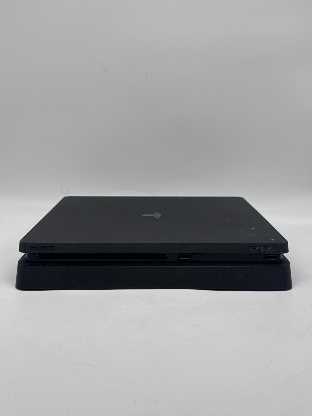 Sony PlayStation 4 Slim CUH-2115B 1TB Black Console Only - Used