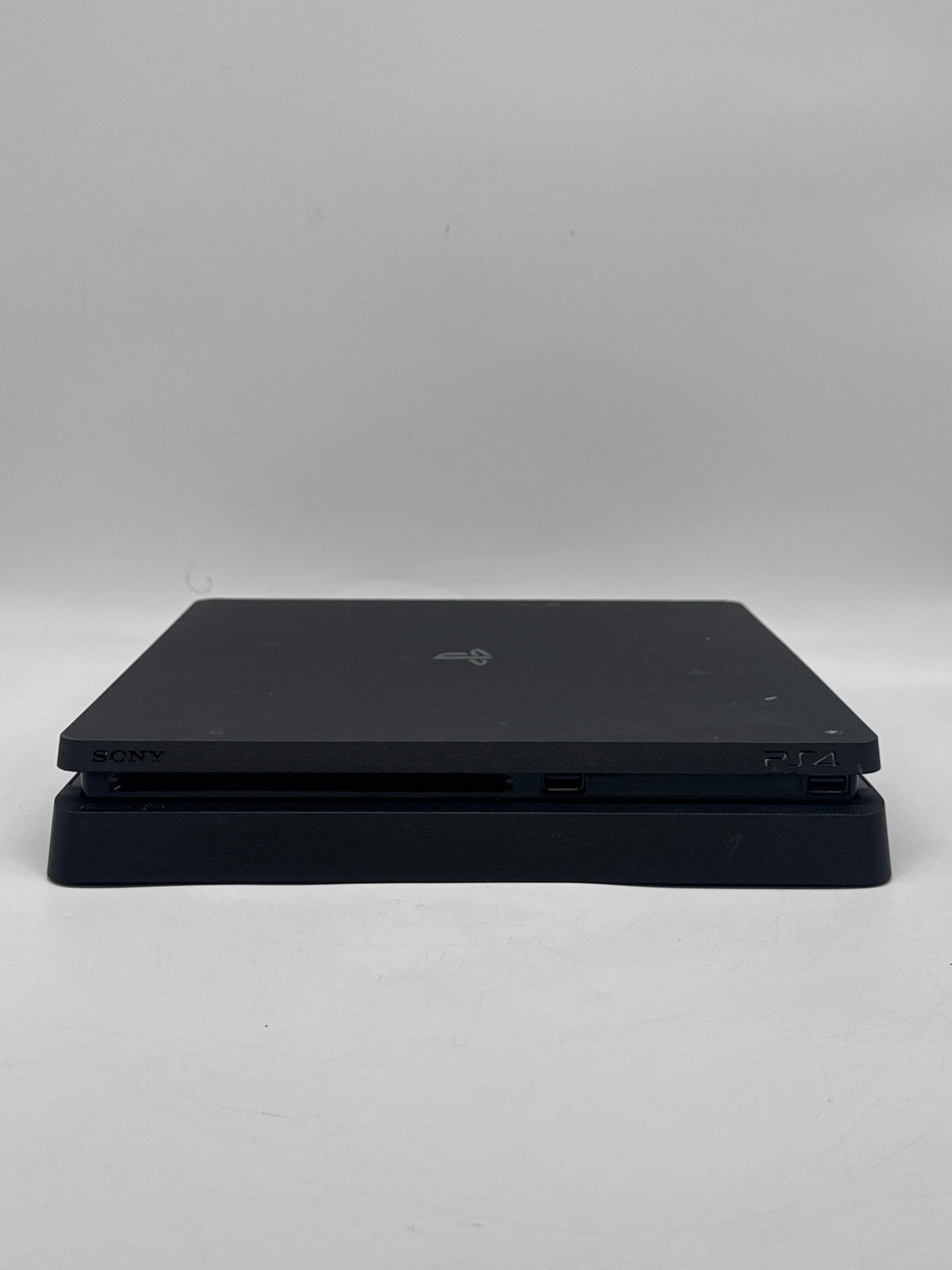 Sony PlayStation 4 Slim CUH-2115B 1TB Black Console Only - Used