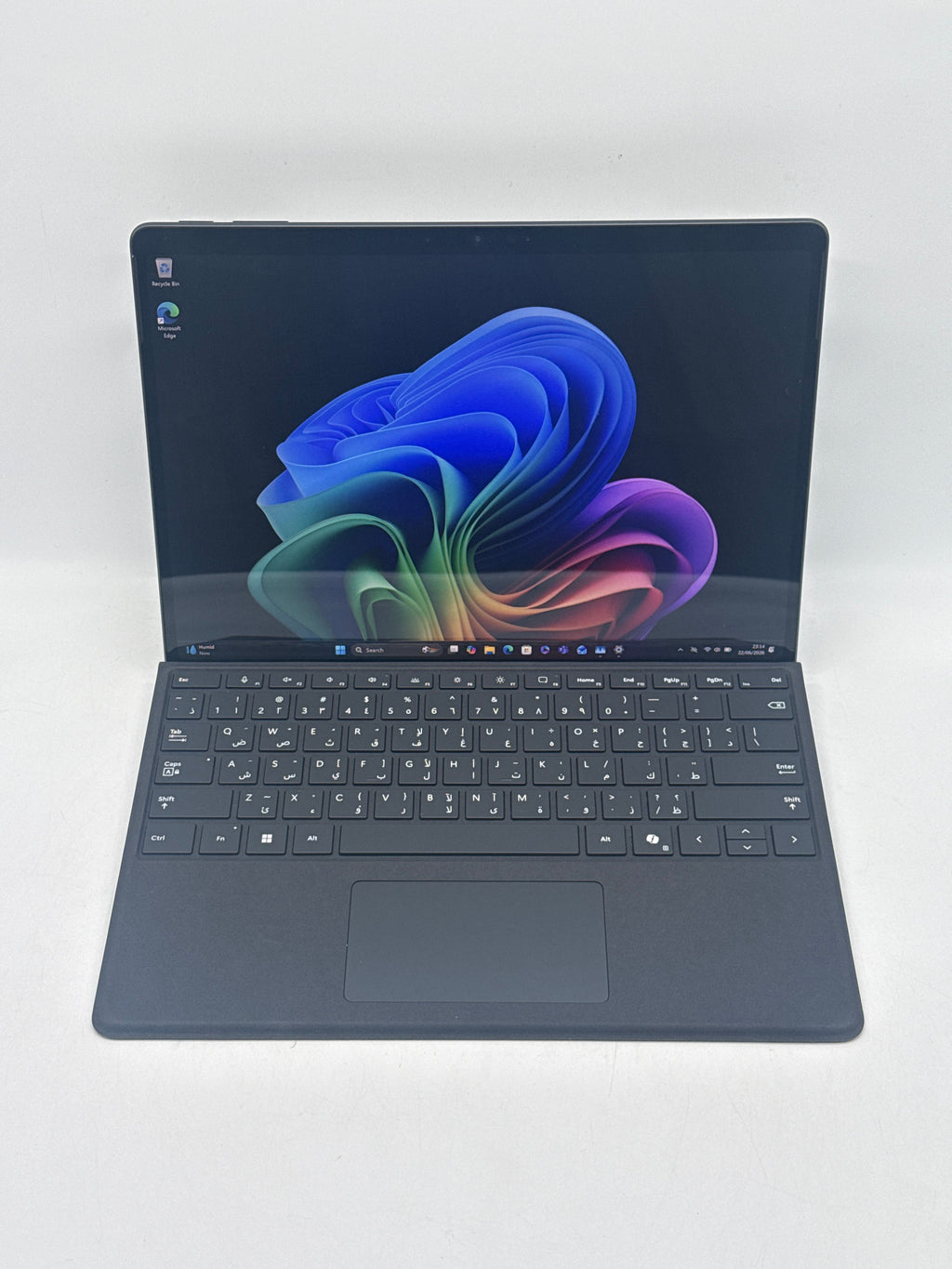 Microsoft Surface Pro 11 2076 Snapdragon X 12-Core 16GB RAM 1TB SSD - Arabic Keyboard