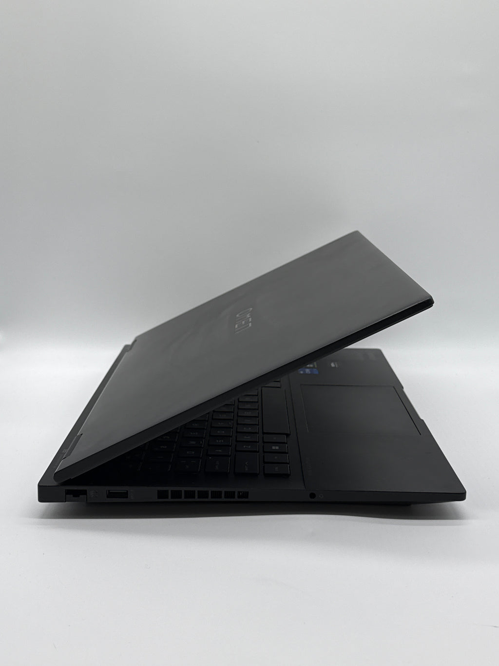 HP Omen 16-wd0073dx 16" i7-13620H 16GB RAM 1TB SSD RTX 4060 Laptop